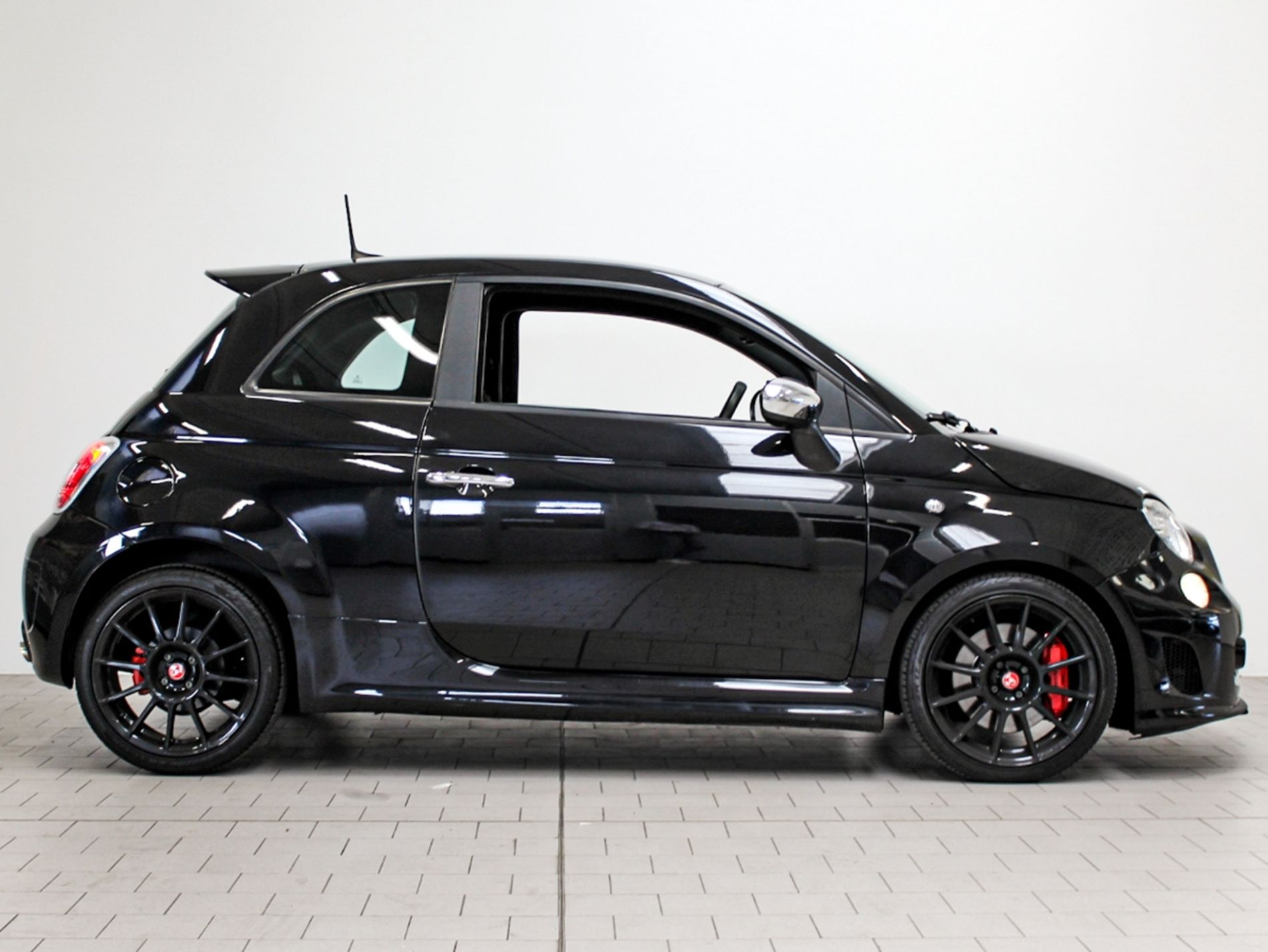 595 1.4 16v t. t-jet 140cv - Autoviemme