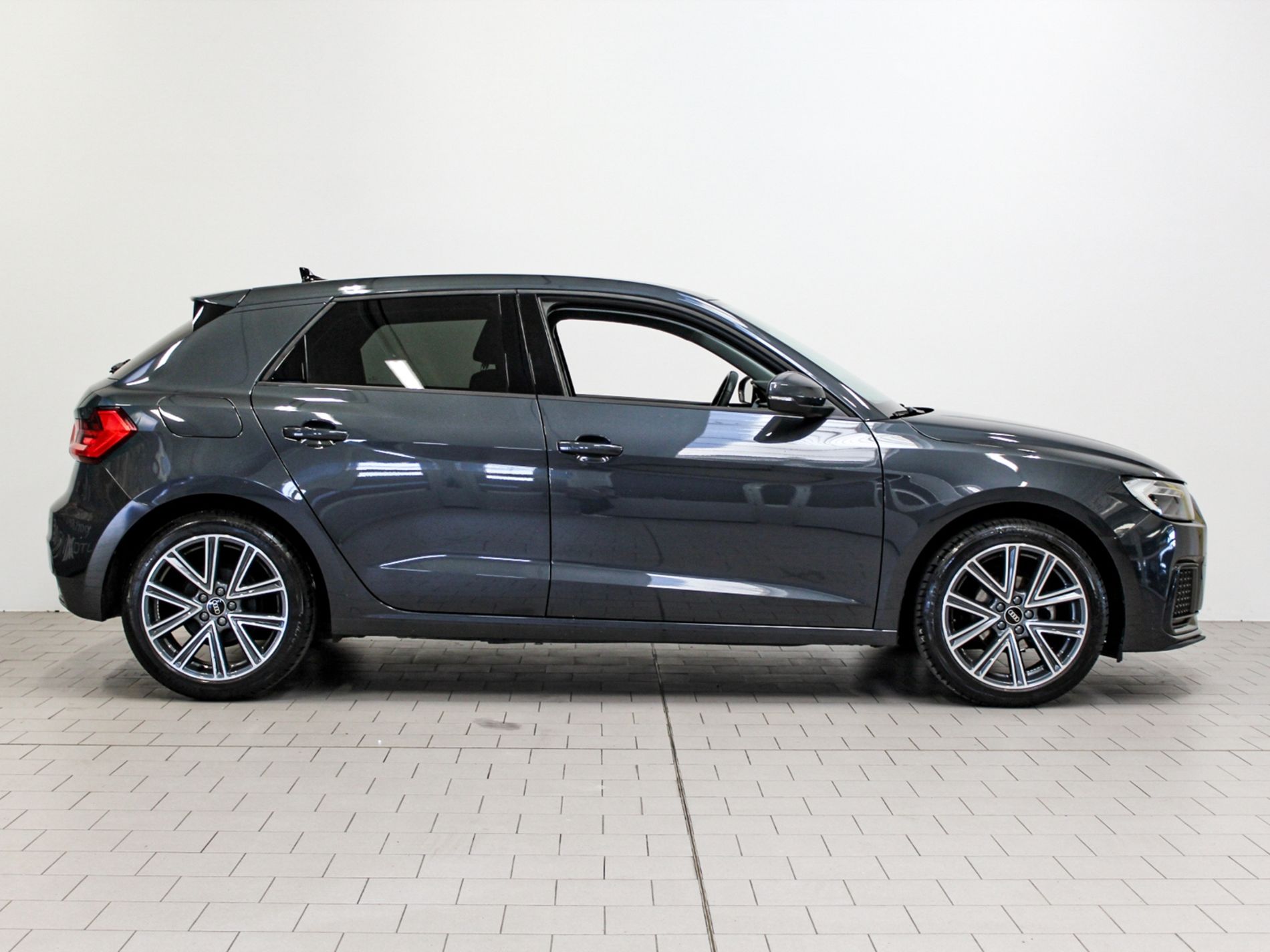 A1 Sportback 25 1.0 tfsi s-tronic - Autoviemme