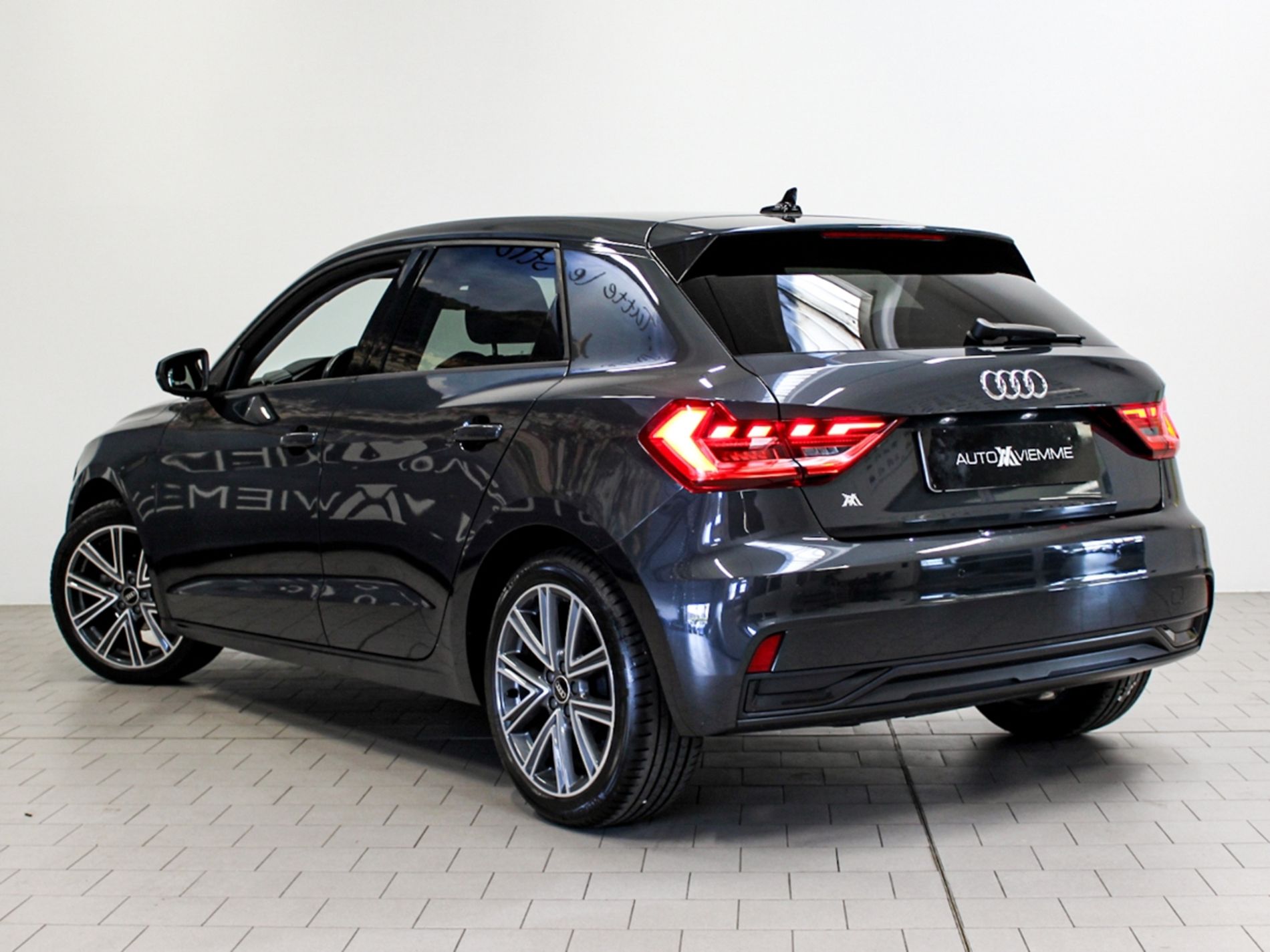 A1 Sportback 25 1.0 tfsi s-tronic - Autoviemme
