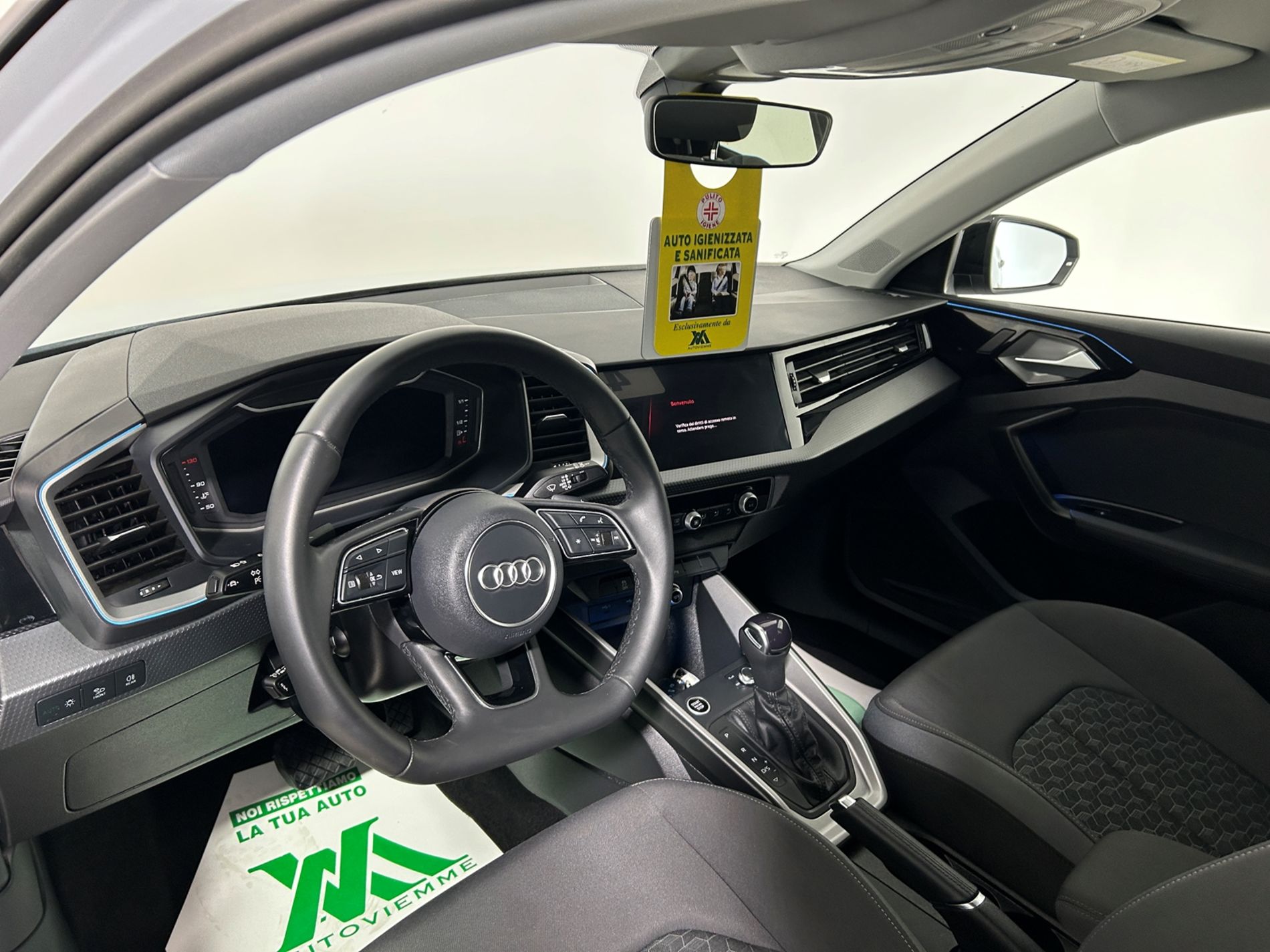 Audi A1 Sportback 30 1.0 tfsi Identity Black 116 cv s-tronic   - Autoviemme