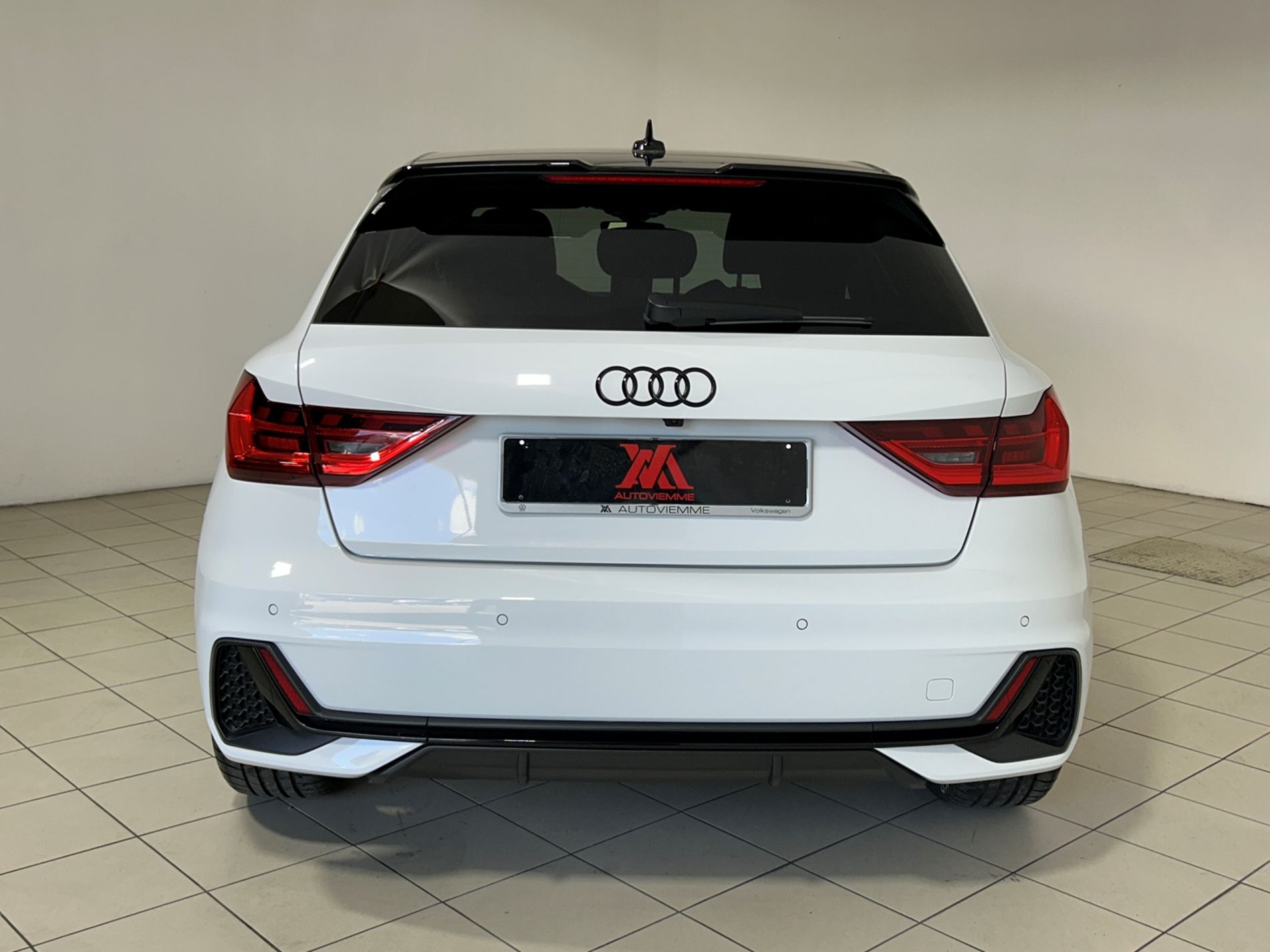 Audi A1 Sportback 30 1.0 Identity Black tfsi S Line Edition 116 cv s-tronic - Autoviemme