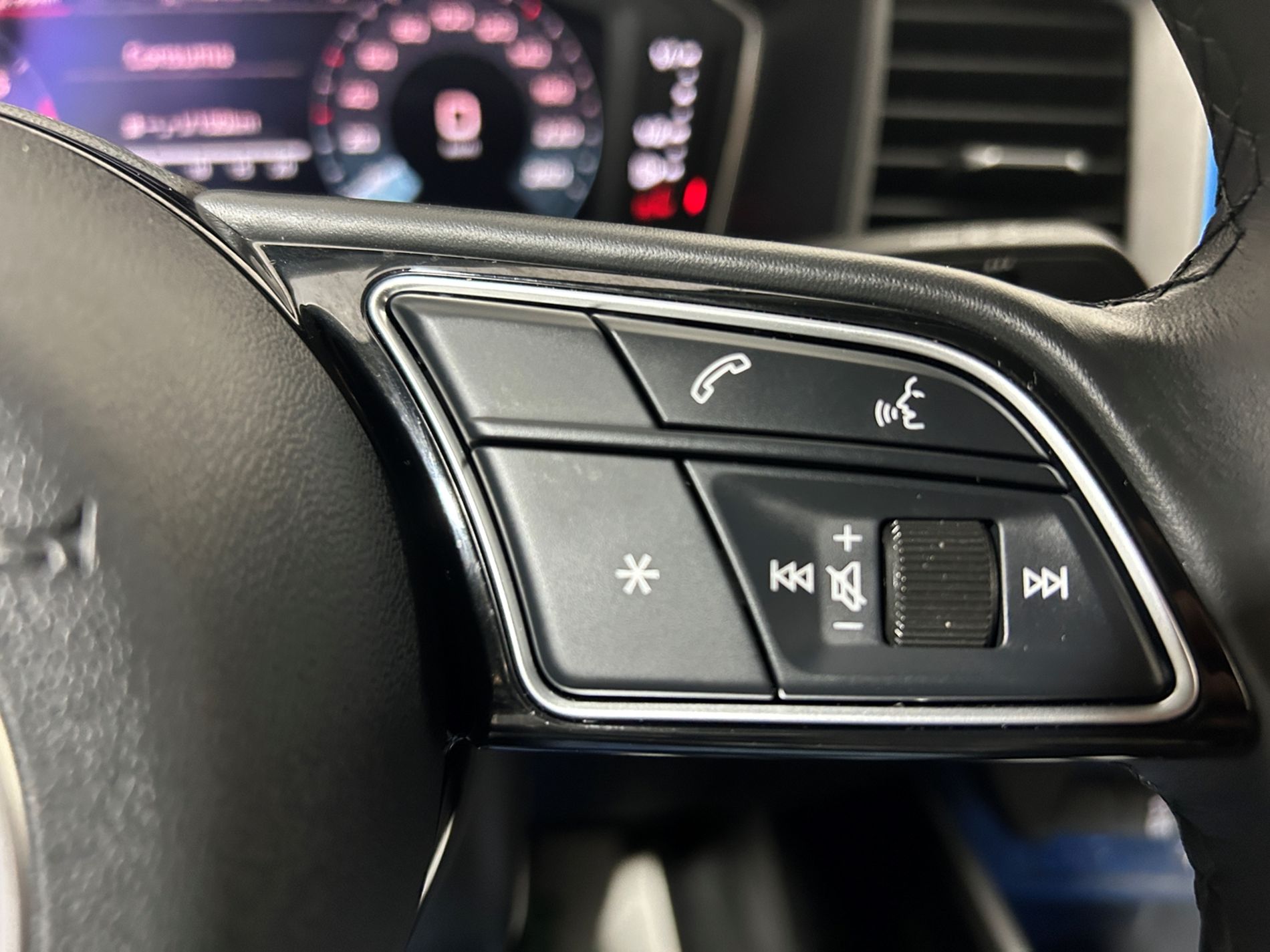 A1 Sportback 30 1.0 tfsi S Line Edition 116cv s-tronic - Autoviemme