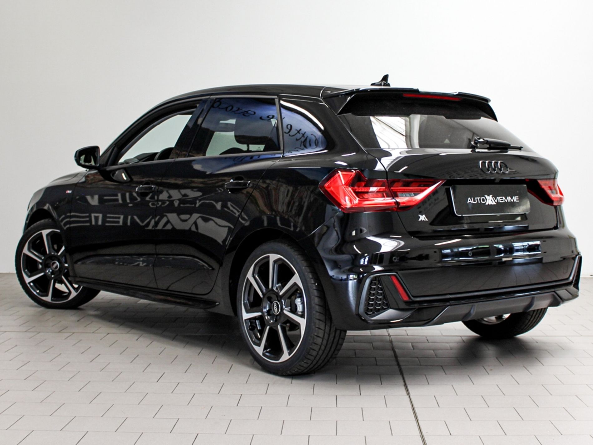 A1 Sportback 30 1.0 tfsi S Line Edition 116cv s-tronic - Autoviemme