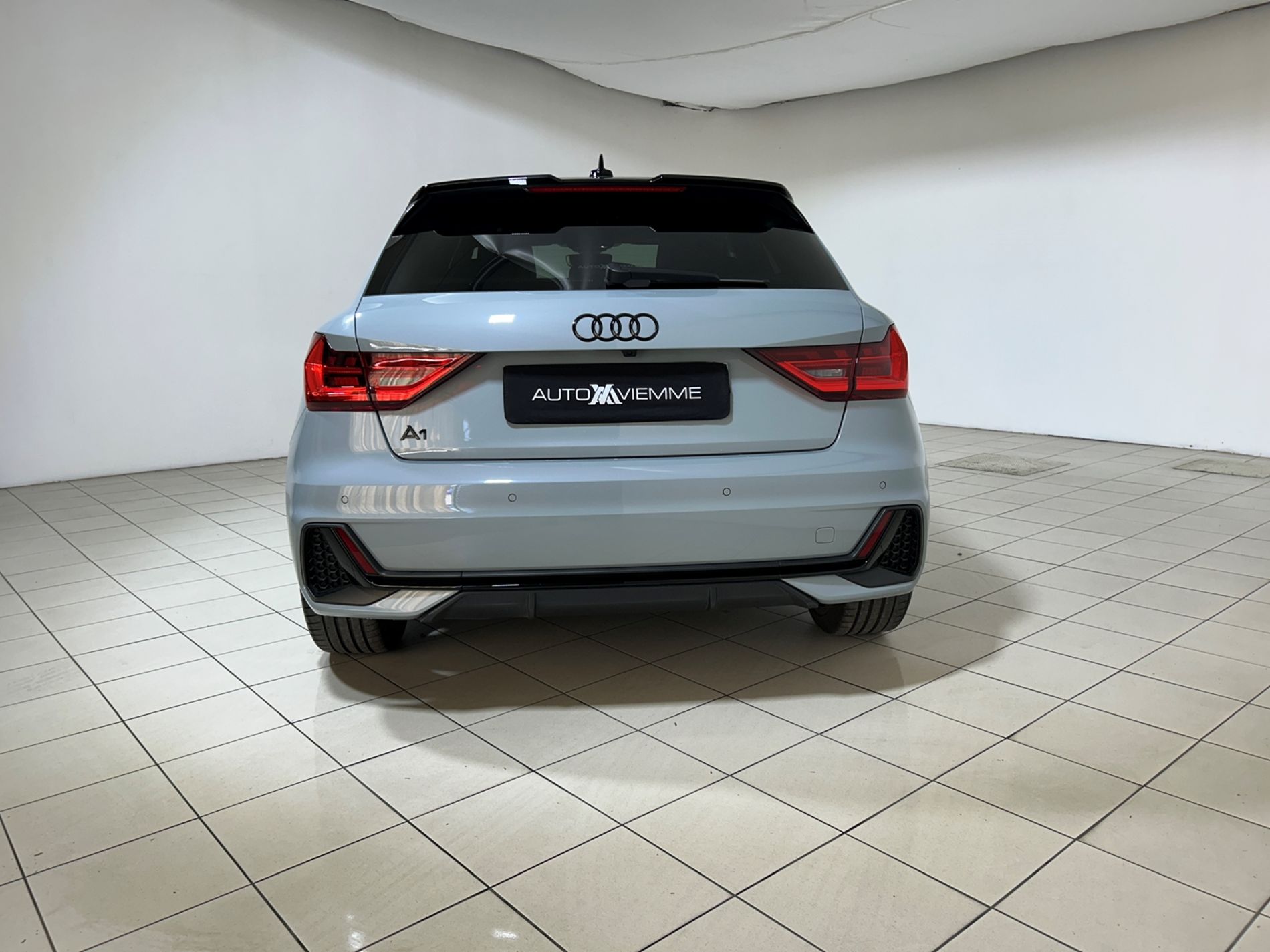 Audi A1 Sportback 35 1.5 tfsi Identity Black s-tronic - Autoviemme