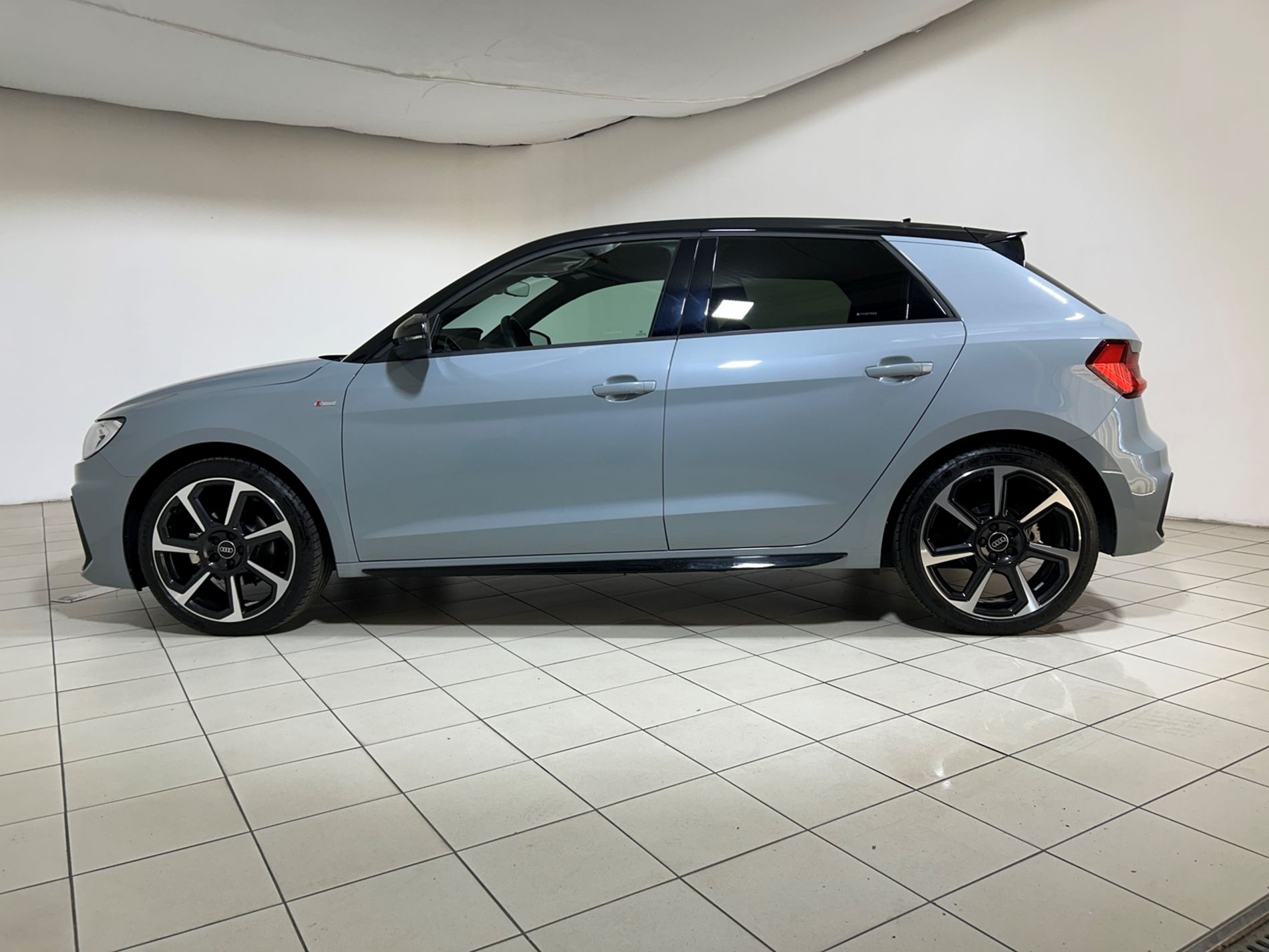 Audi A1 Sportback 35 1.5 tfsi Identity Black s-tronic - Autoviemme