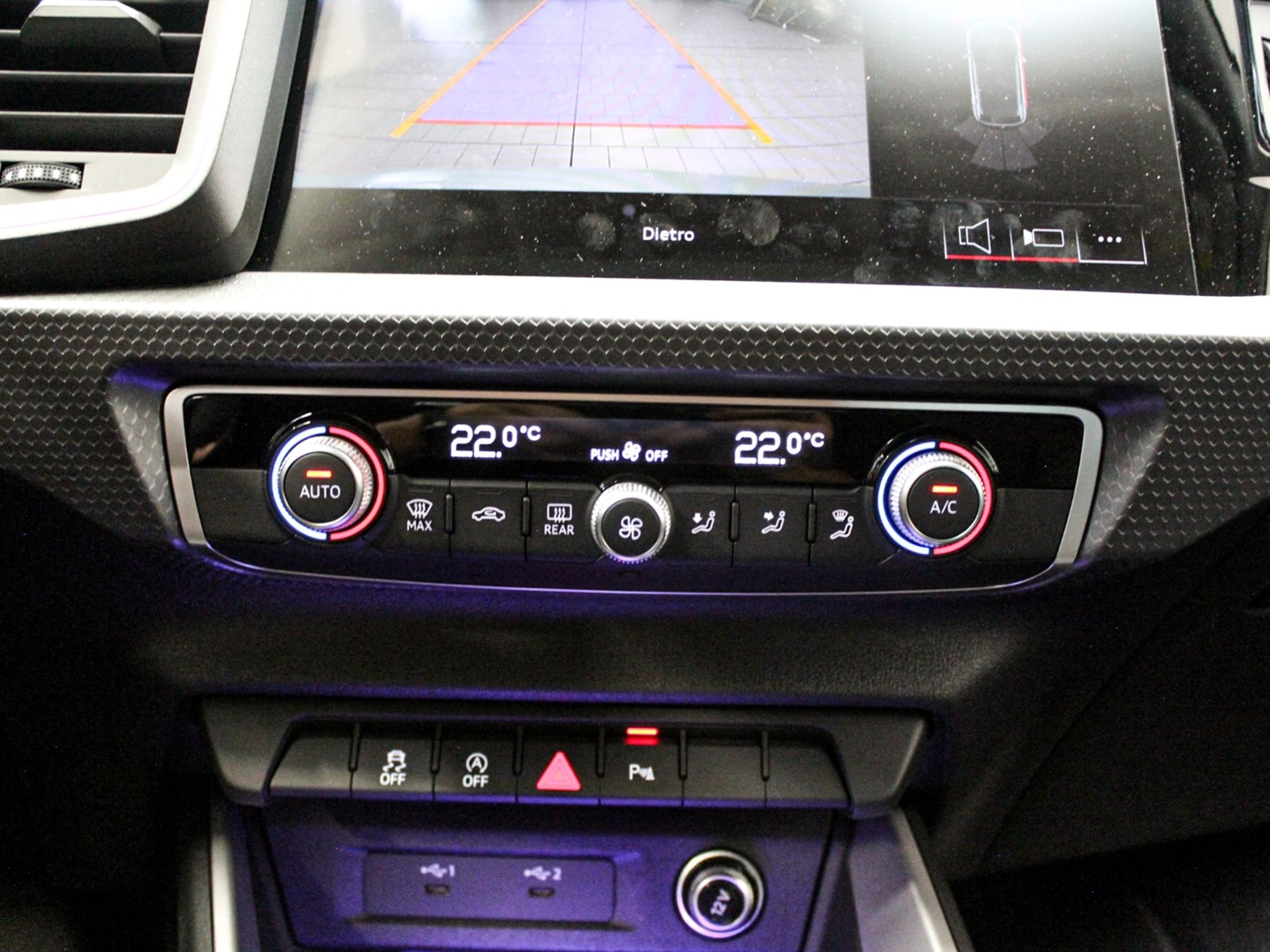 A1 allstreet 35 1.5 tfsi Identity Contrast 150cv s tronic - Autoviemme