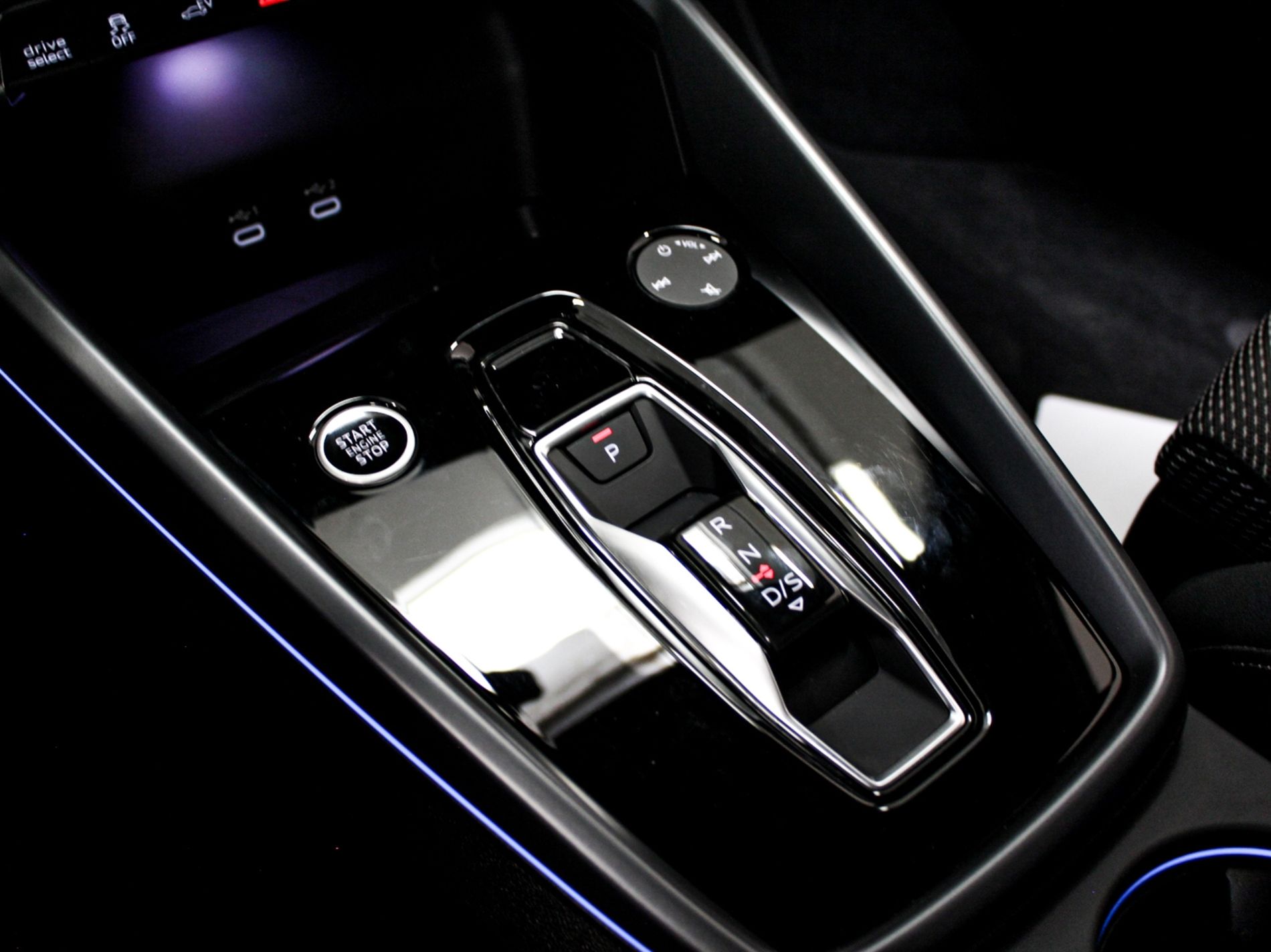 A3 Sportback 1.5 tfsi e S line edition 204cv s-tronic - Autoviemme