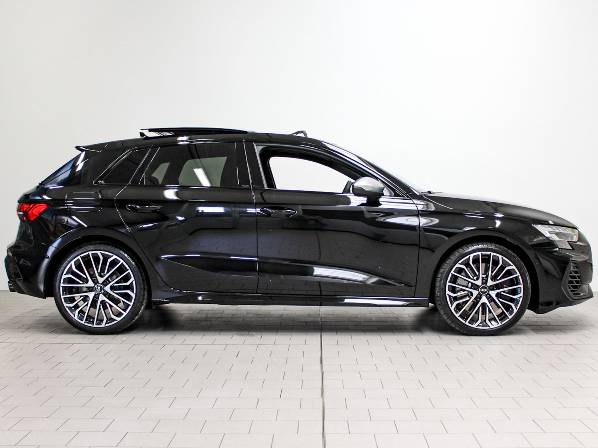 S3 Sportback 2.0 tfsi quattro s-tronic - Autoviemme