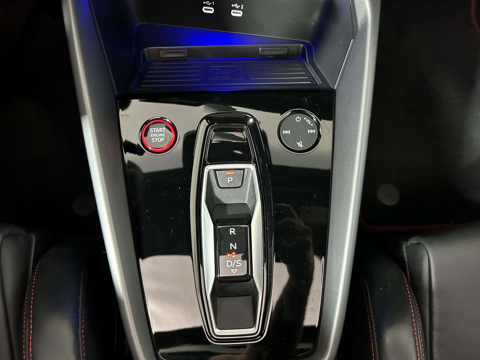 Audi S3 Sportback 2.0 tfsi Sport Attitude quattro s-tronic tetto apribile - Autoviemme