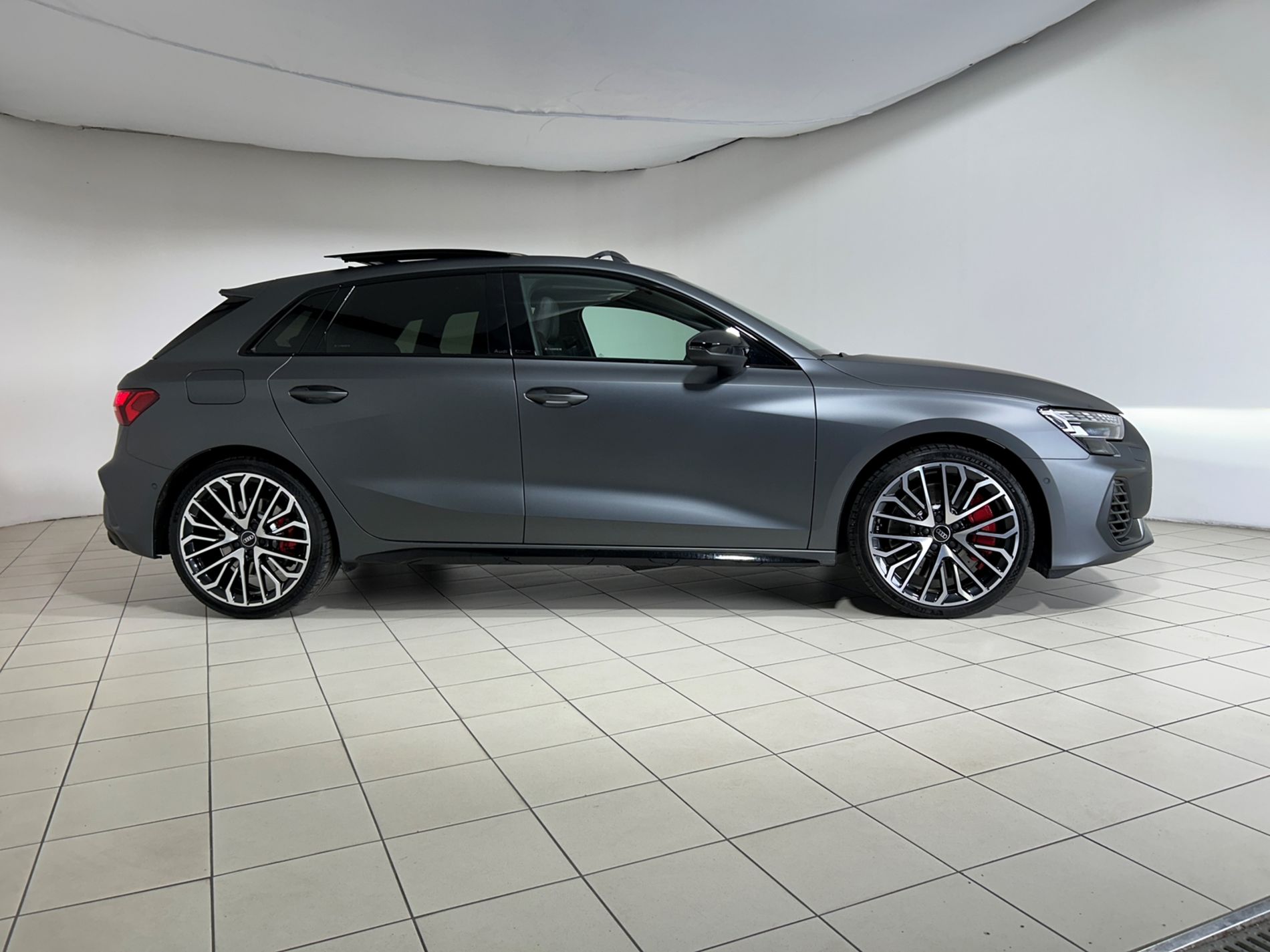 Audi S3 Sportback 2.0 tfsi Sport Attitude quattro s-tronic tetto apribile - Autoviemme