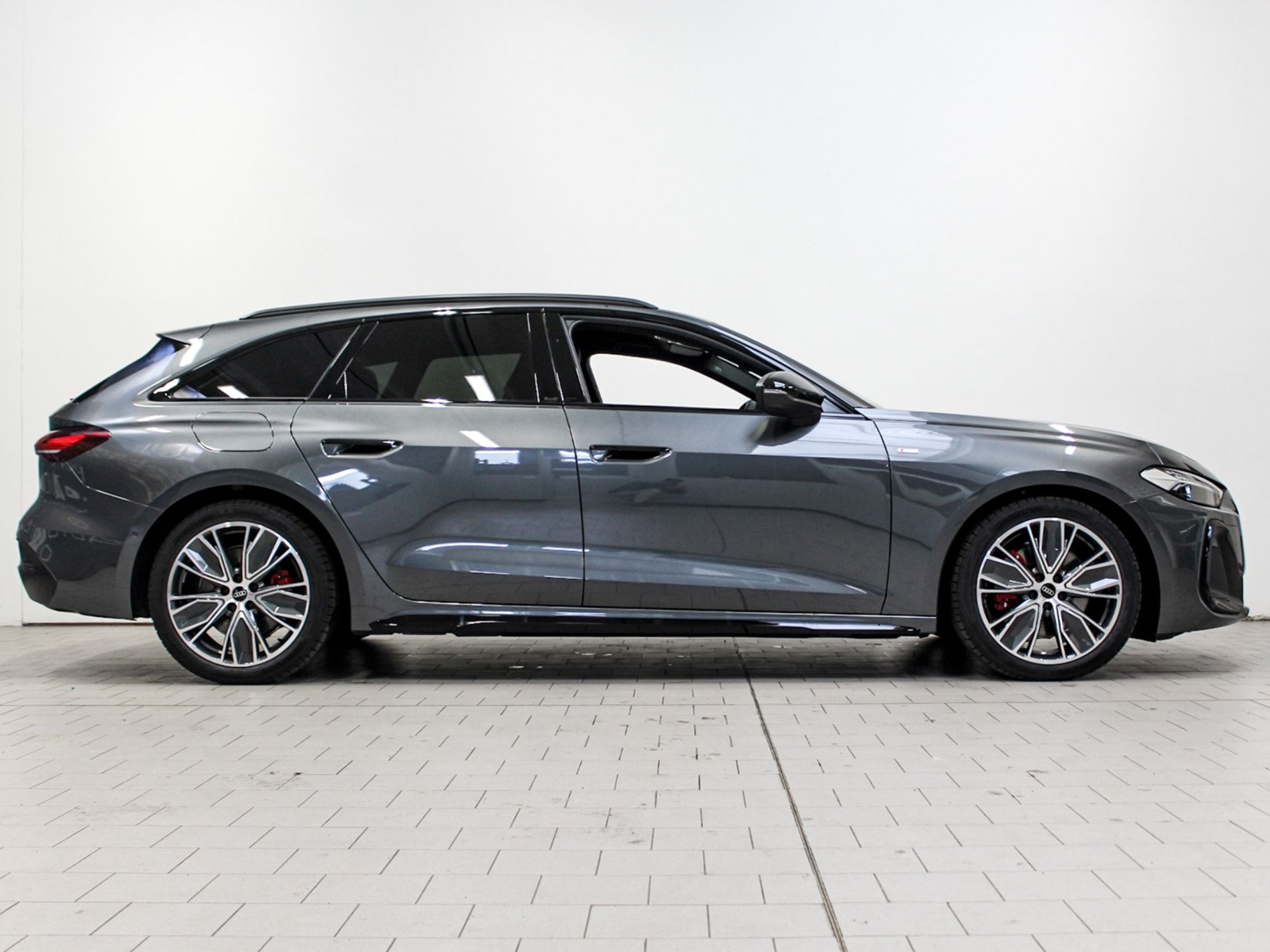 Audi A5 Avant 2.0 tdi mhev+ Launch edition S line 204cv s-tronic   - Autoviemme