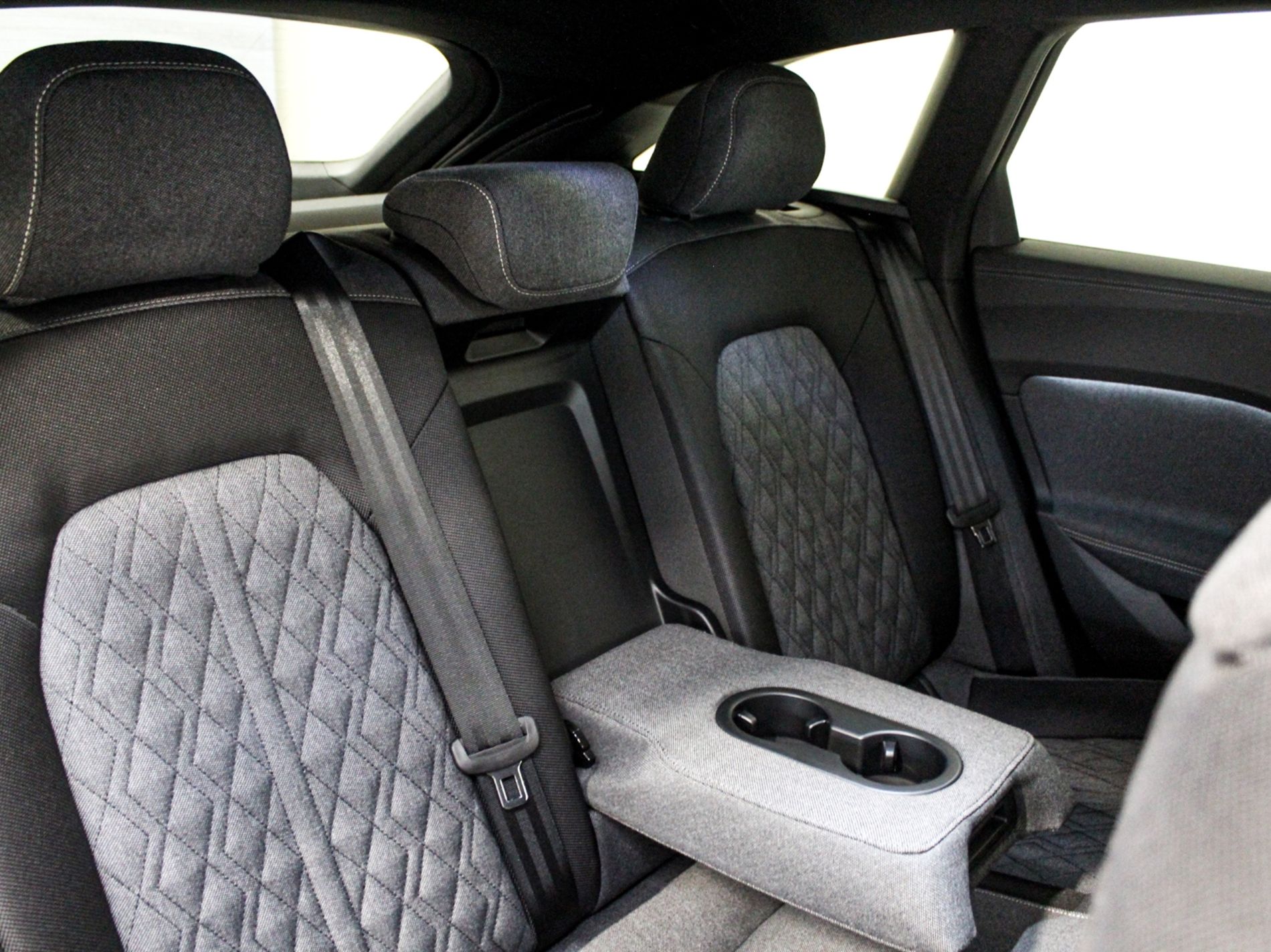 Audi A5 Avant 2.0 tdi mhev+ Launch edition S line 204cv s-tronic   - Autoviemme