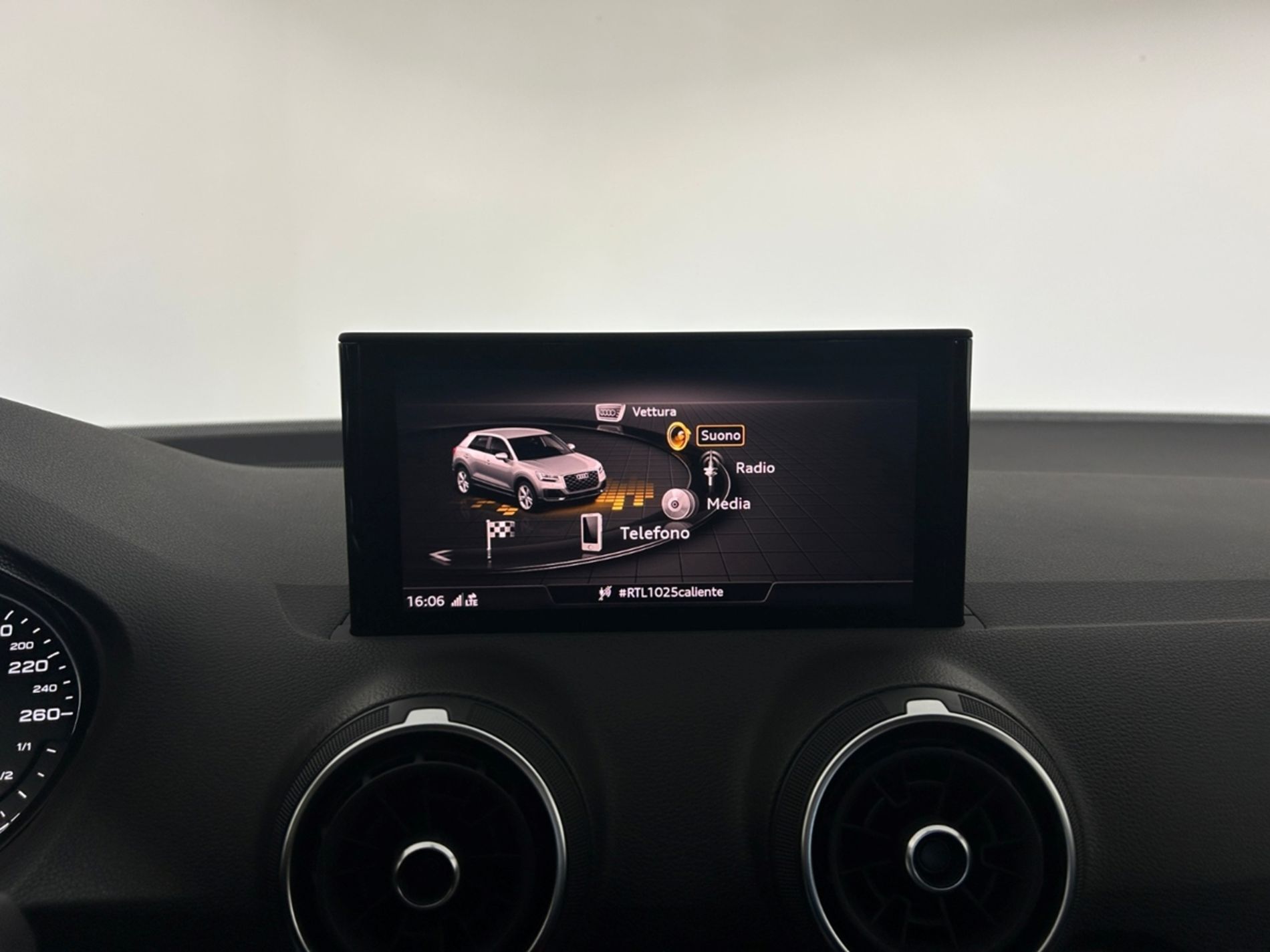 Q2 35 1.5 tfsi S line edition s-tronic - Autoviemme