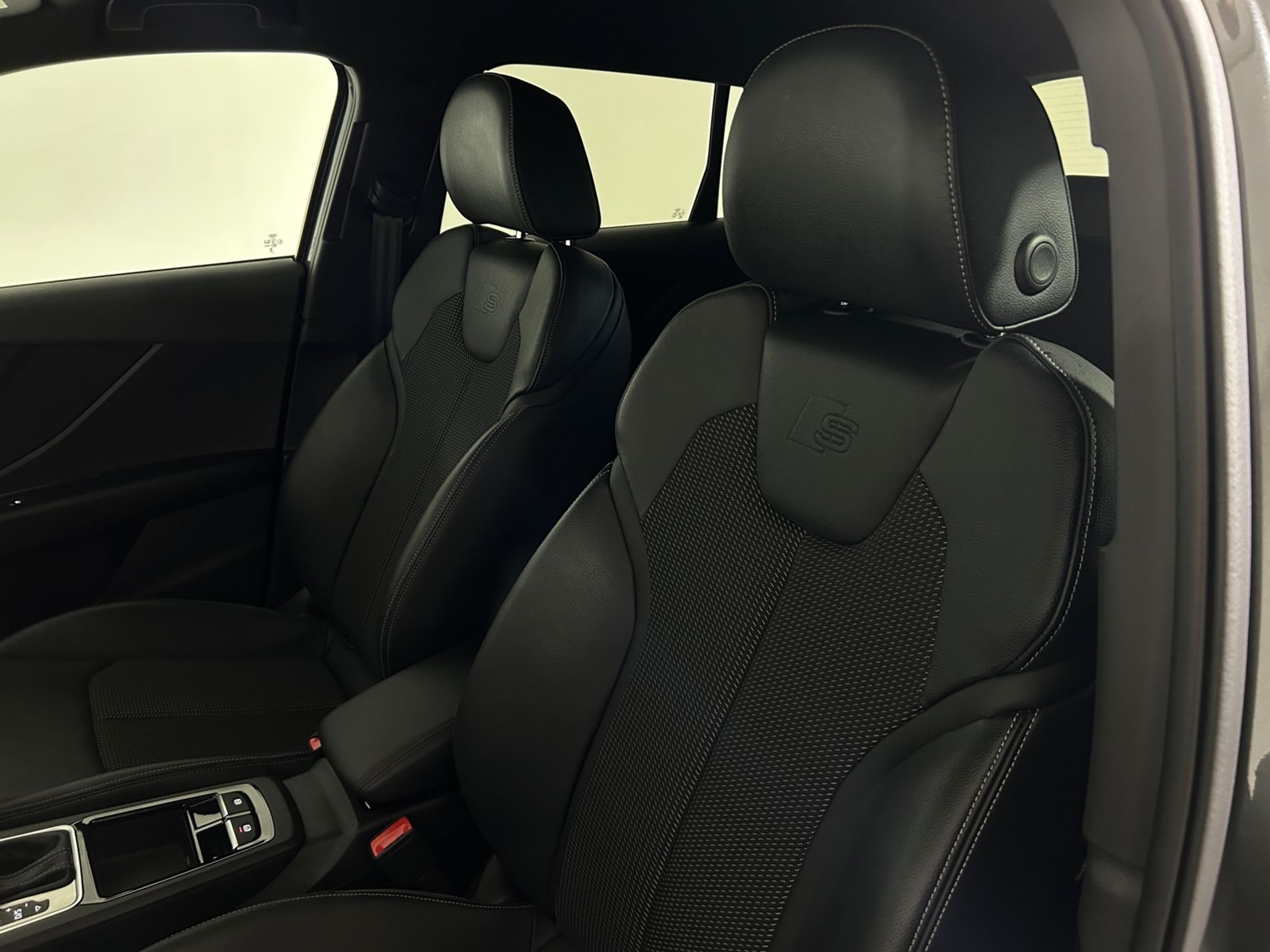 Q2 35 tfsi S line s-tronic - Autoviemme