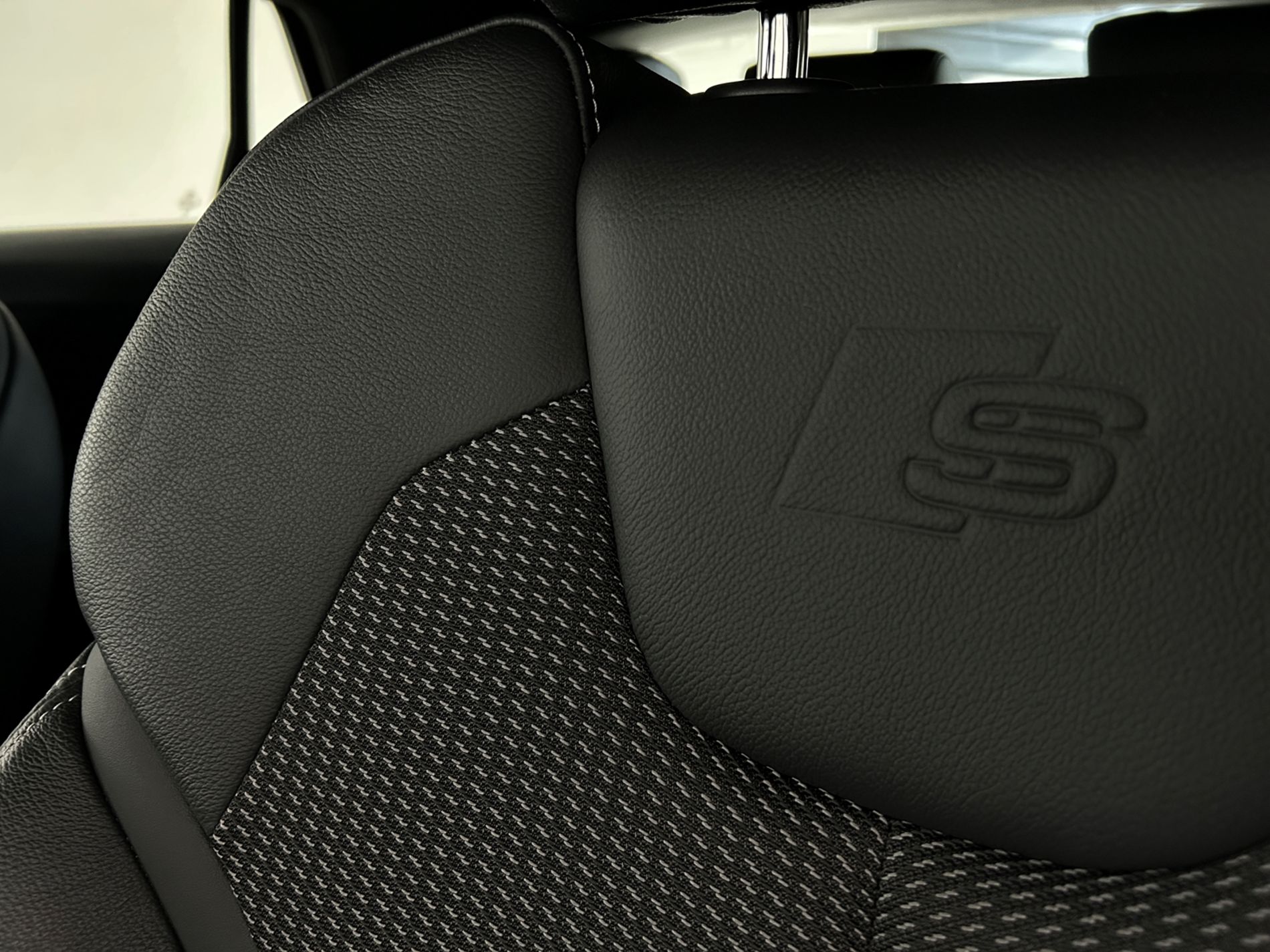 Q2 35 S line edition s-tronic - Autoviemme