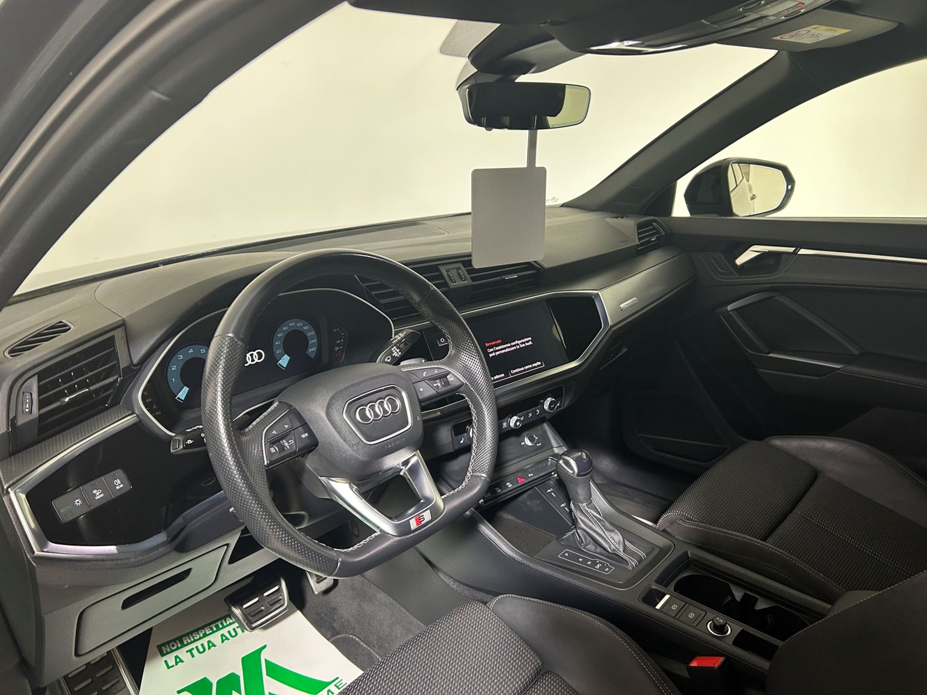 Audi Q3 Sportback 35 1.5 tfsi Identity Black s-tronic   - Autoviemme