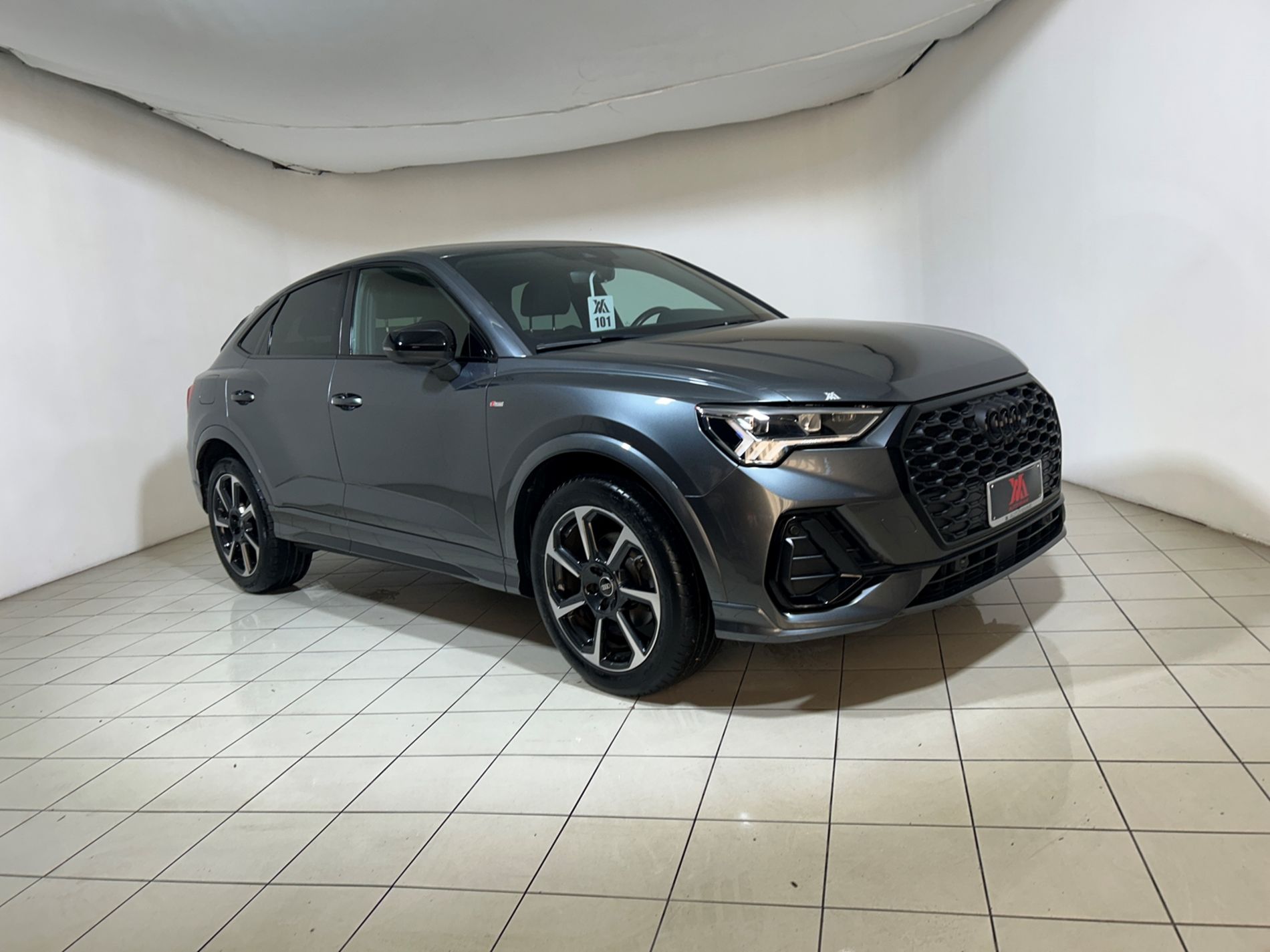 Audi Q3 Sportback 35 1.5 tfsi Identity Black s-tronic   - Autoviemme