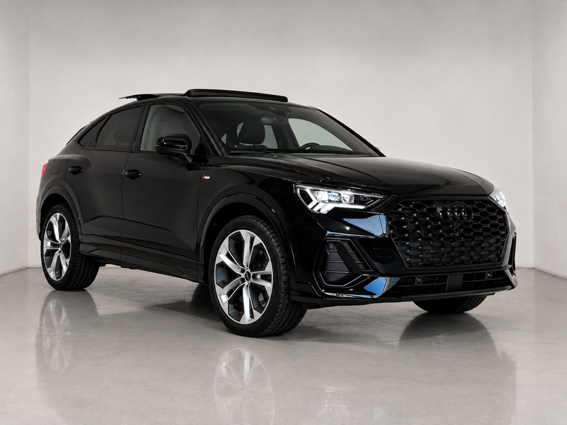 Q3 Sportback 35 1.5 S line s-tronic - Autoviemme