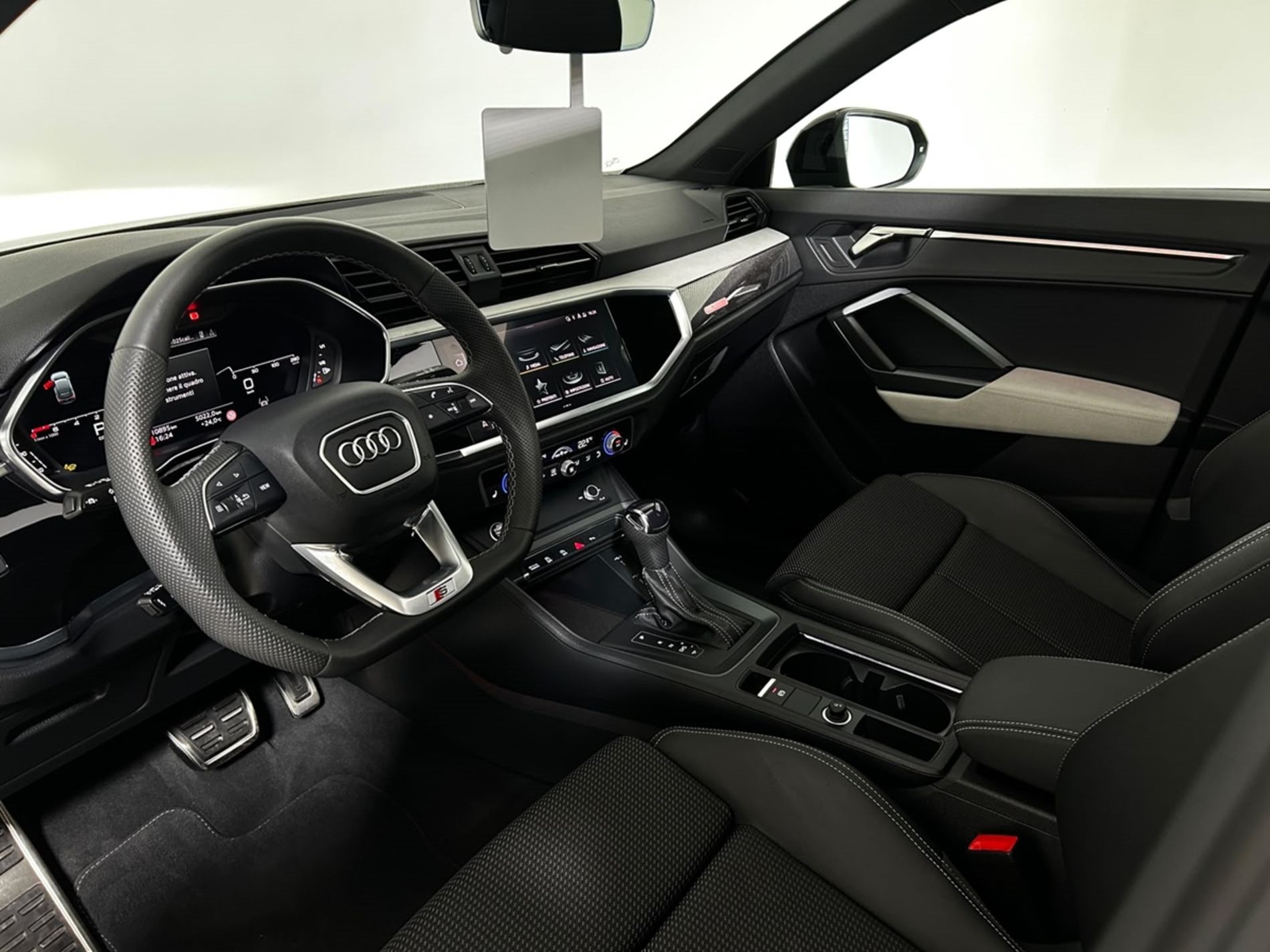 Q3 Sportback 35 1.5 S line s-tronic - Autoviemme