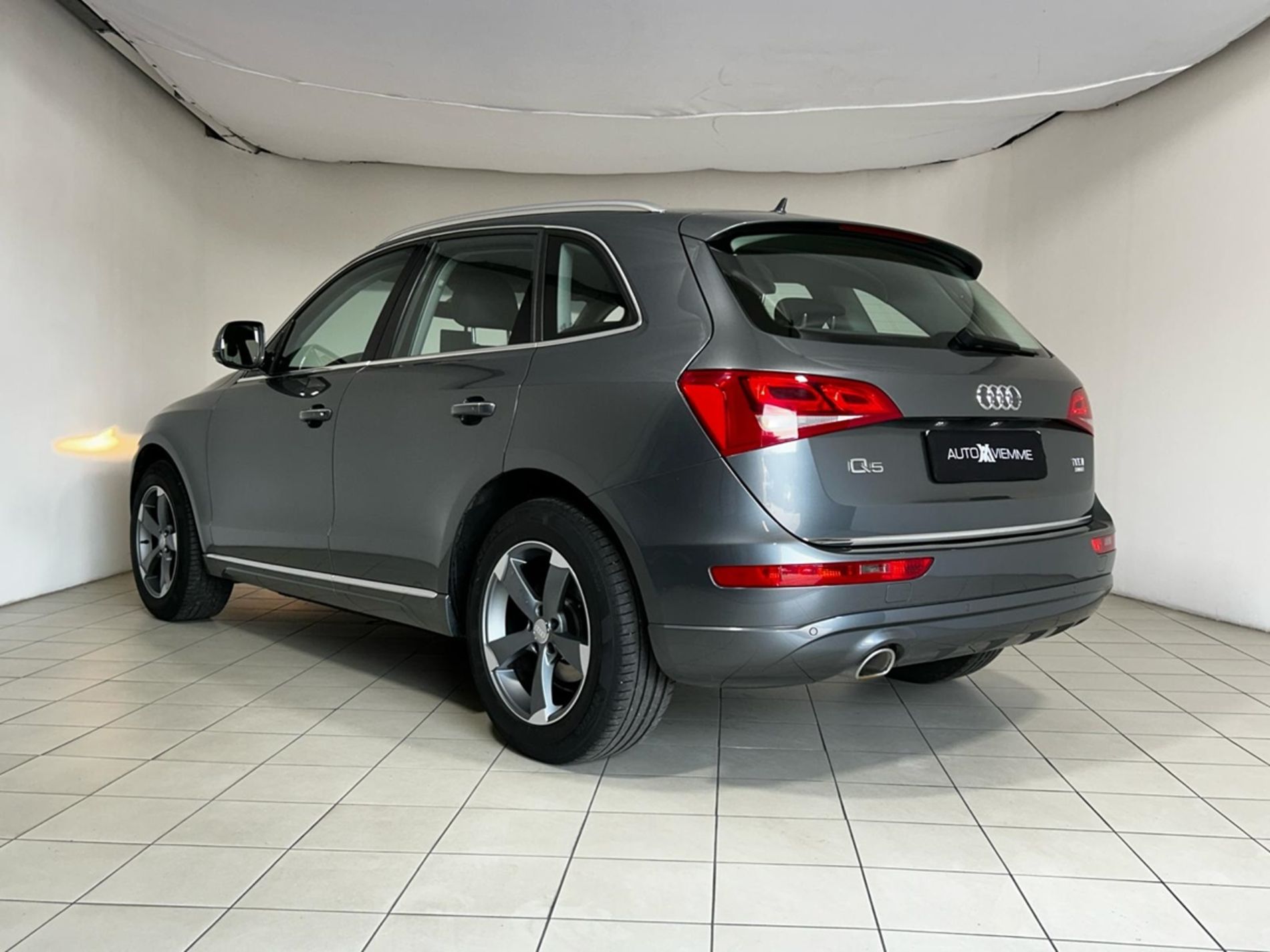 Q5 2.0 tdi ultra Business 150cv - Autoviemme