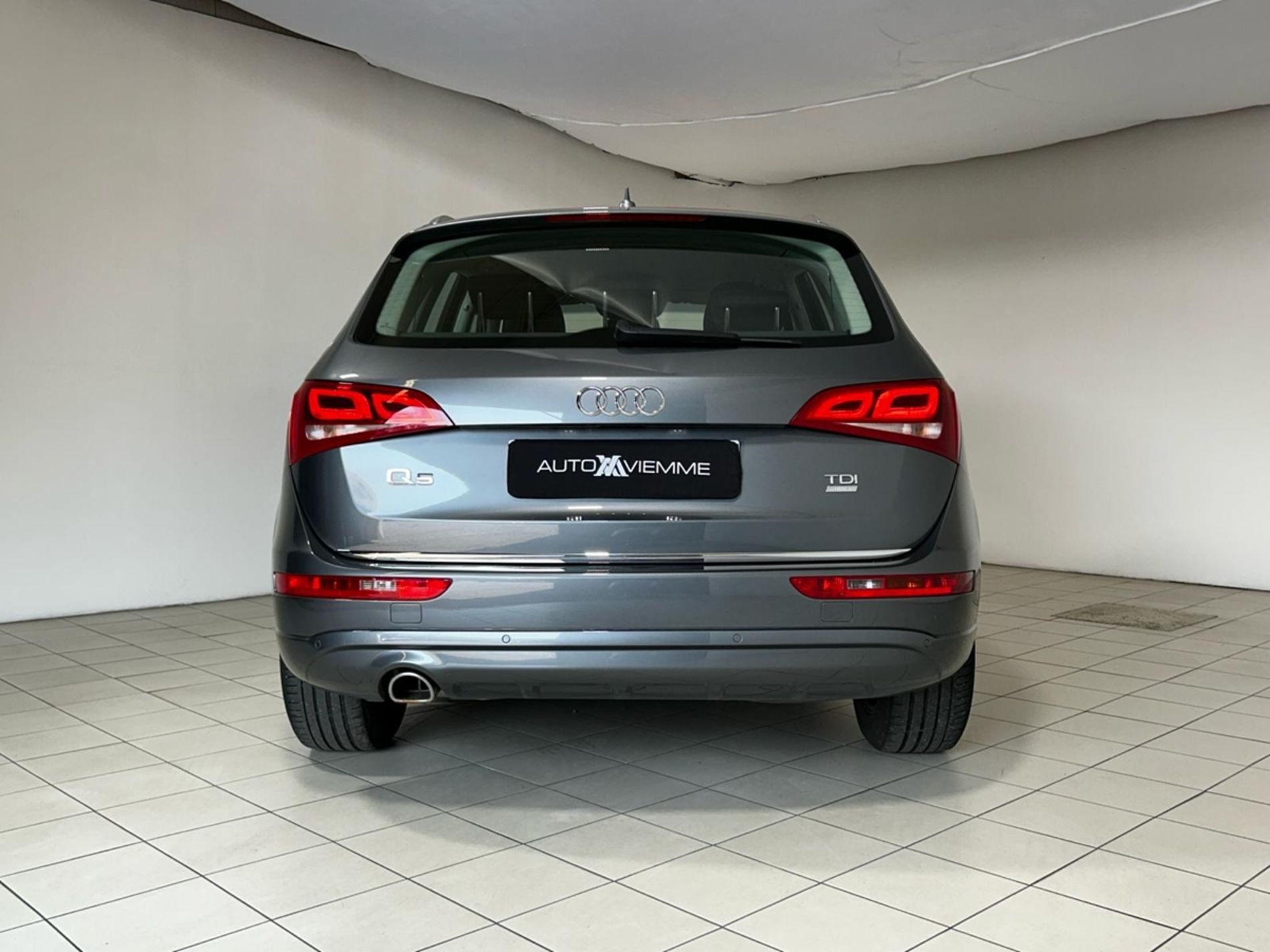 Q5 2.0 tdi ultra Business 150cv - Autoviemme