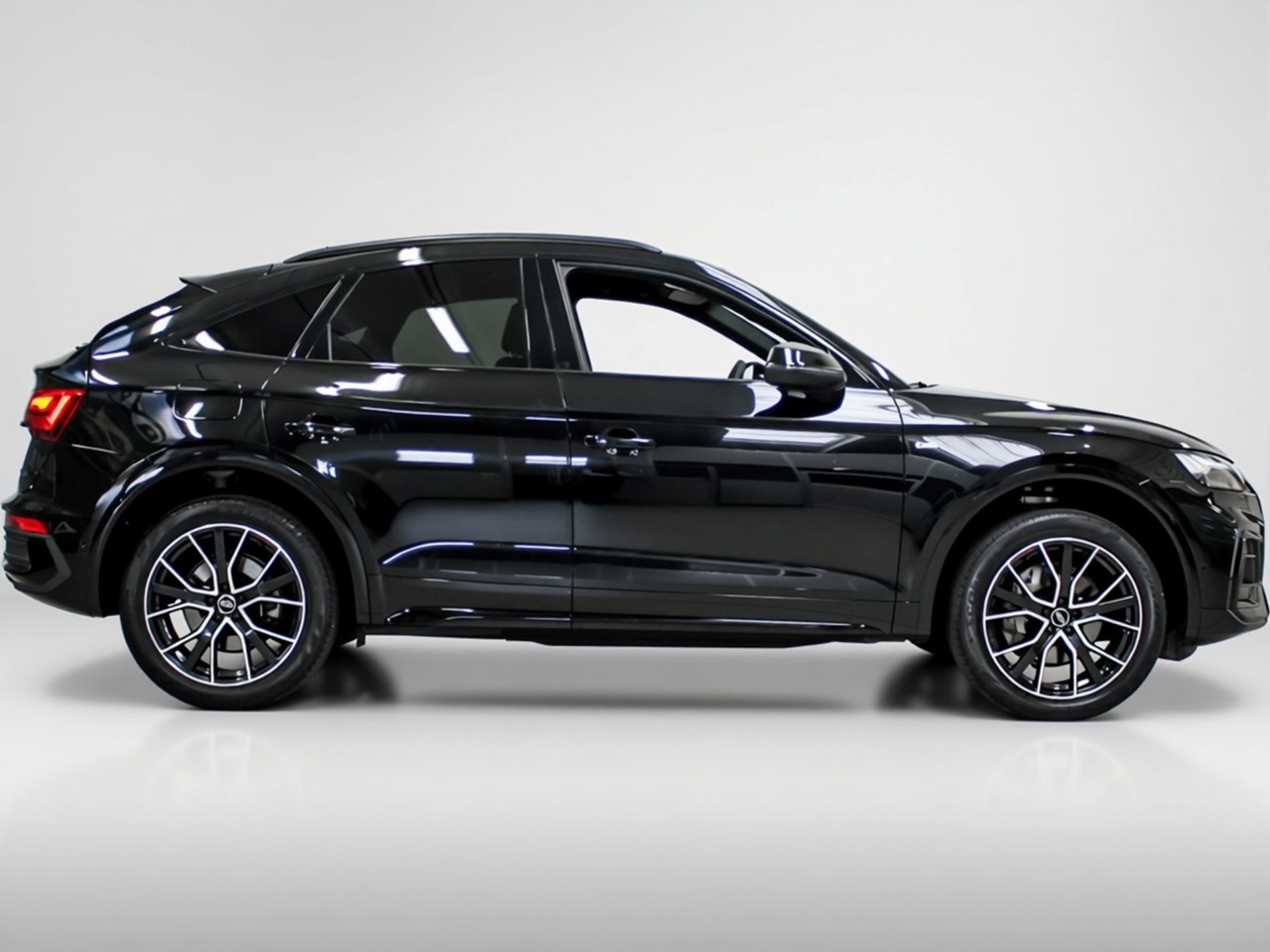 Q5 Sportback 40 2.0 tdi mhev 12V S line quattro s-tronic - Autoviemme