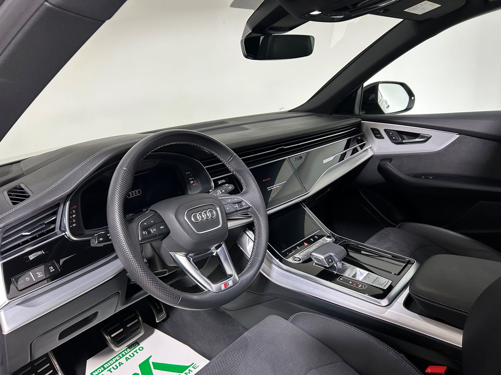 Audi Q8 S line quattro 286 cv tetto apribile - Autoviemme