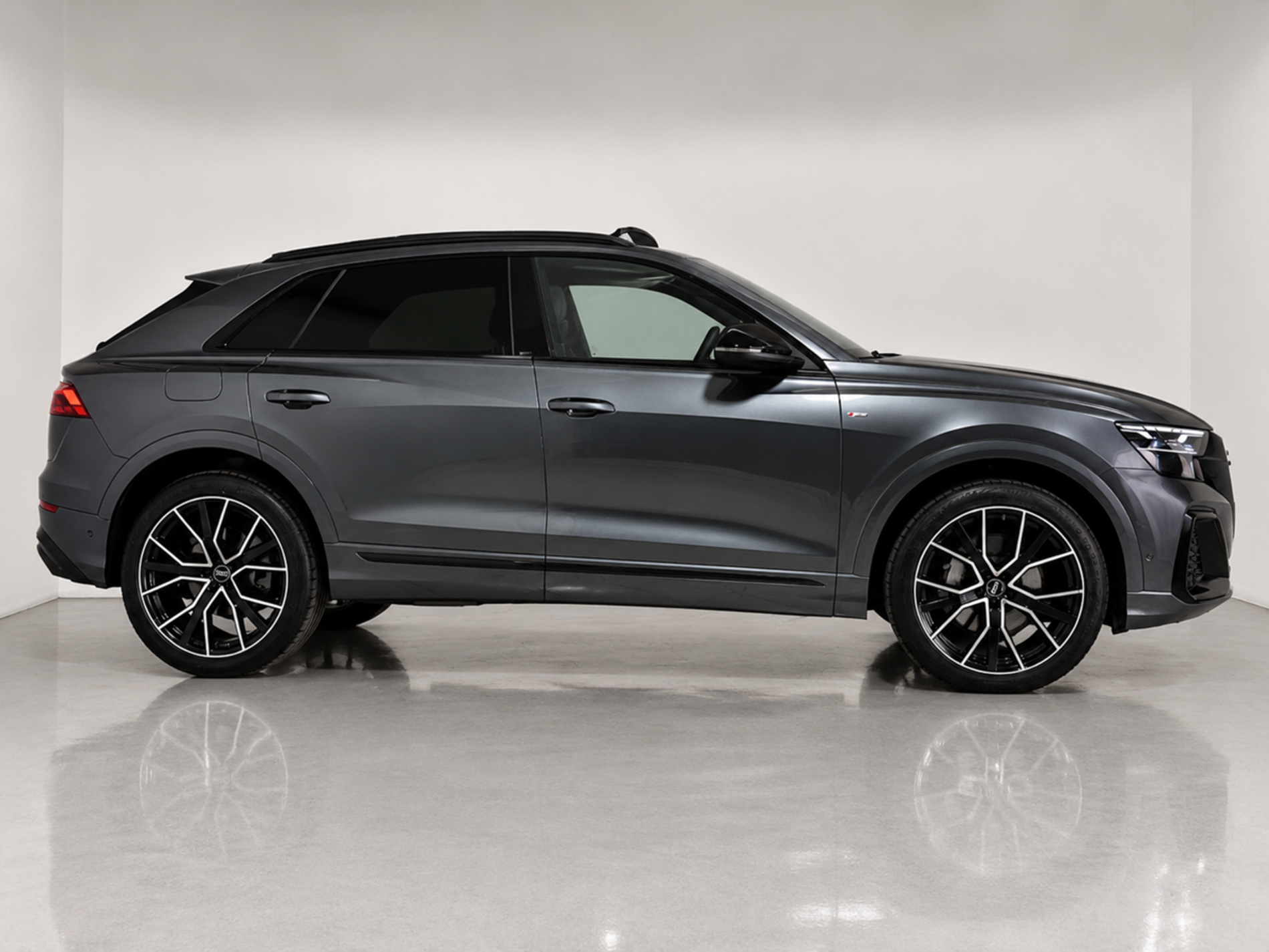 Q8 3.0 tdi mhev S line quattro 286cv - Autoviemme