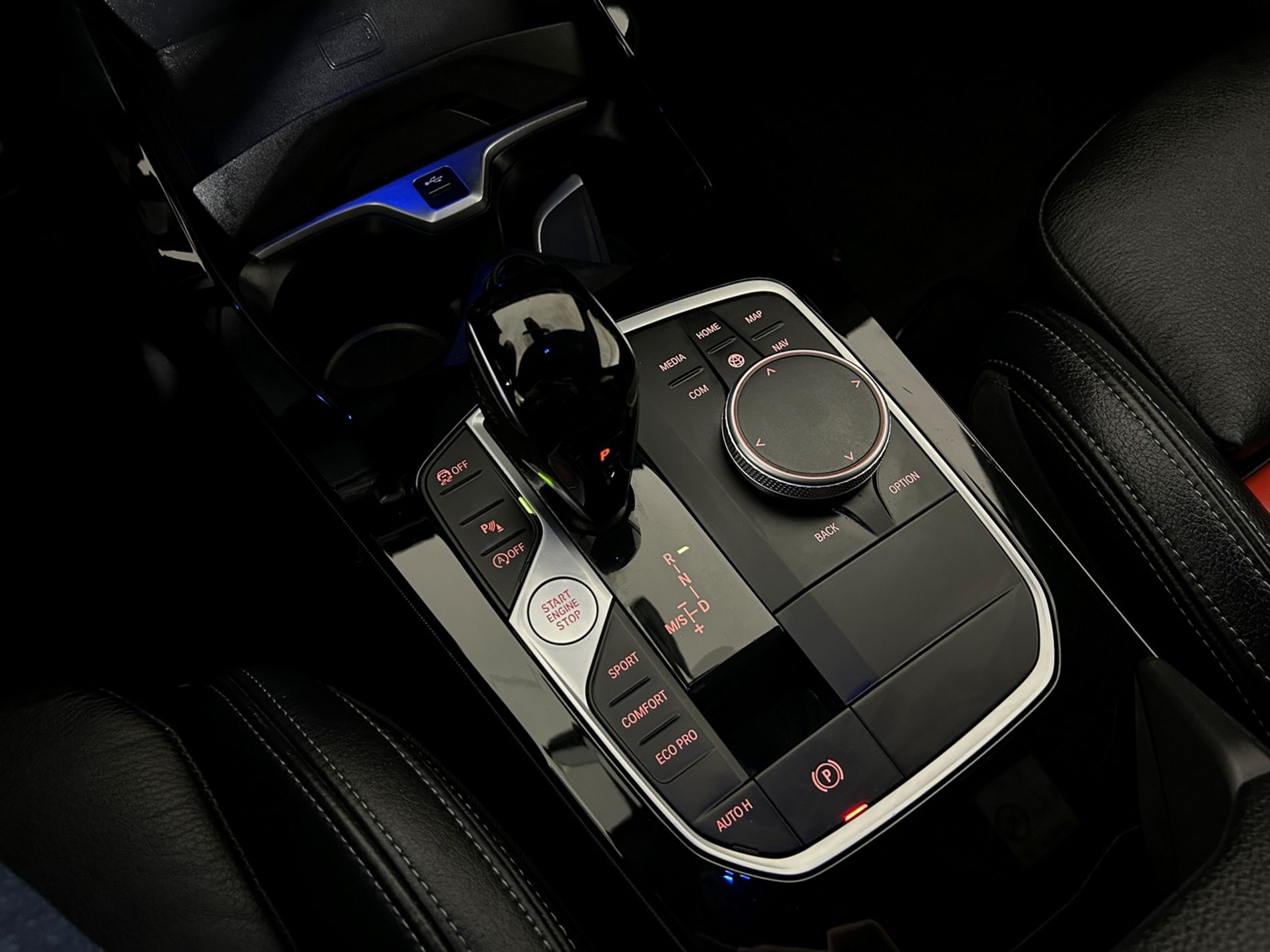 118i ColorVision Edition 136cv auto - Autoviemme