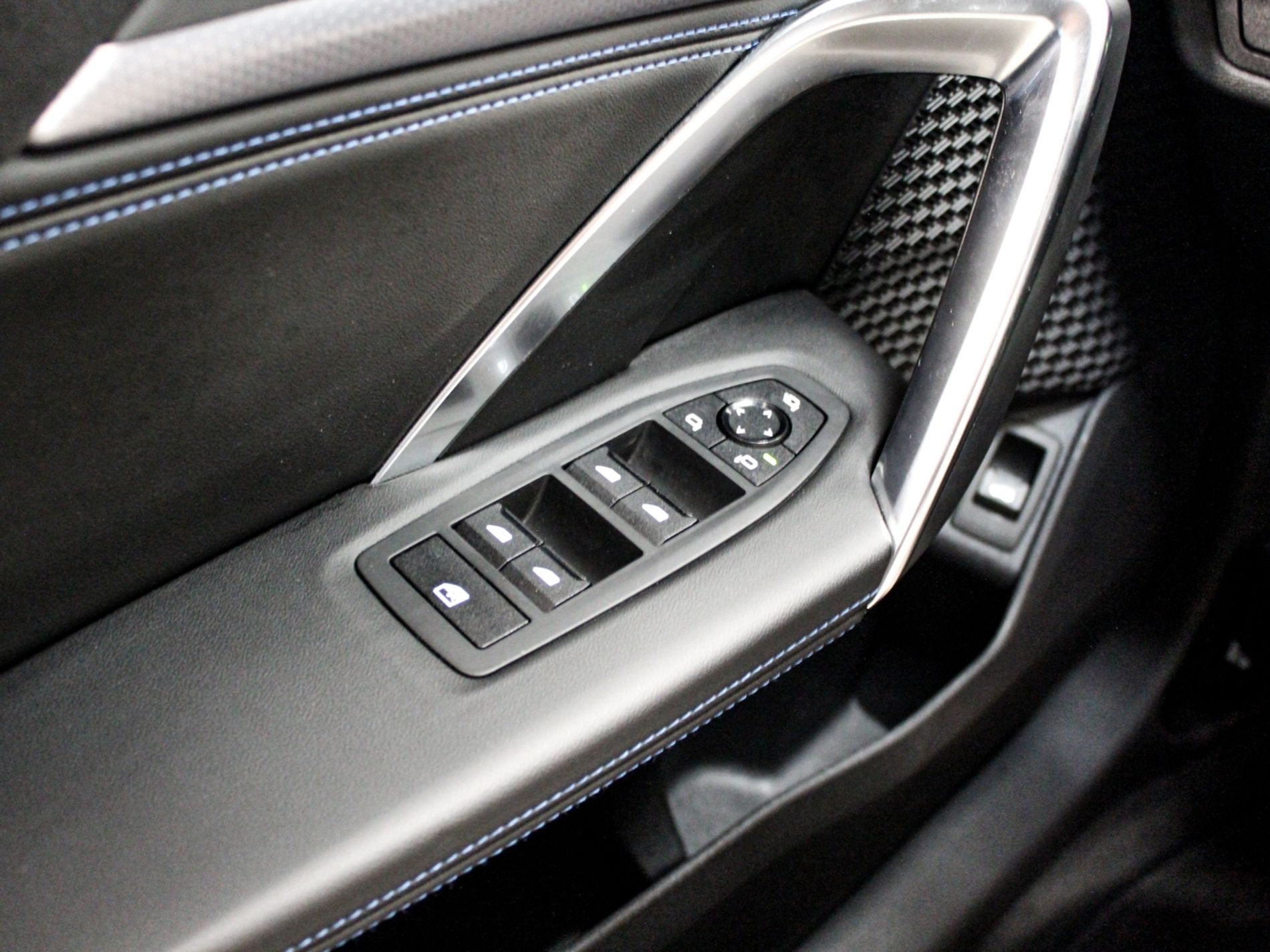 X1 sDrive18i M Sport - GANCIO TRAINO - Autoviemme
