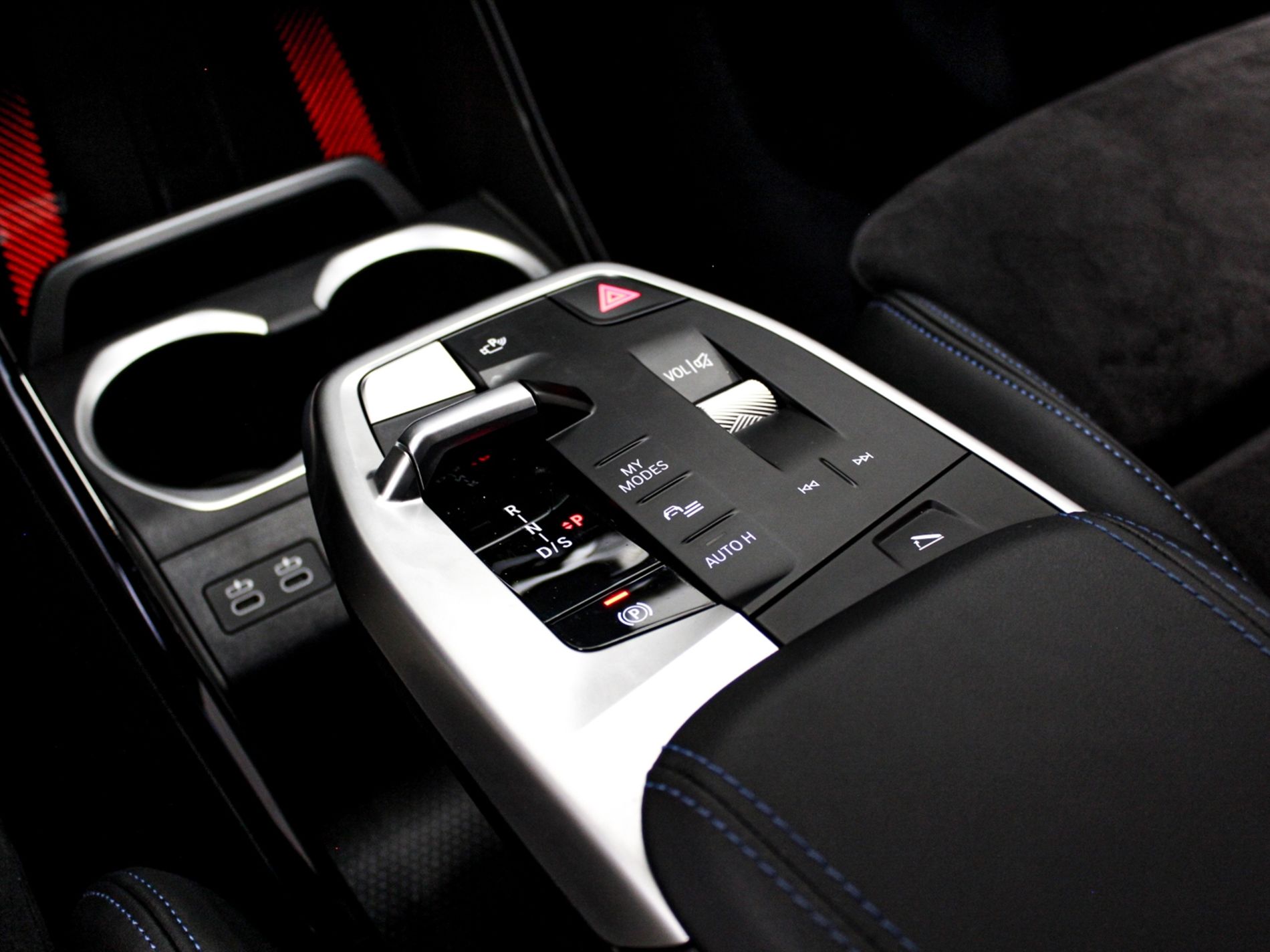 X1 sDrive18i M Sport - GANCIO TRAINO - Autoviemme