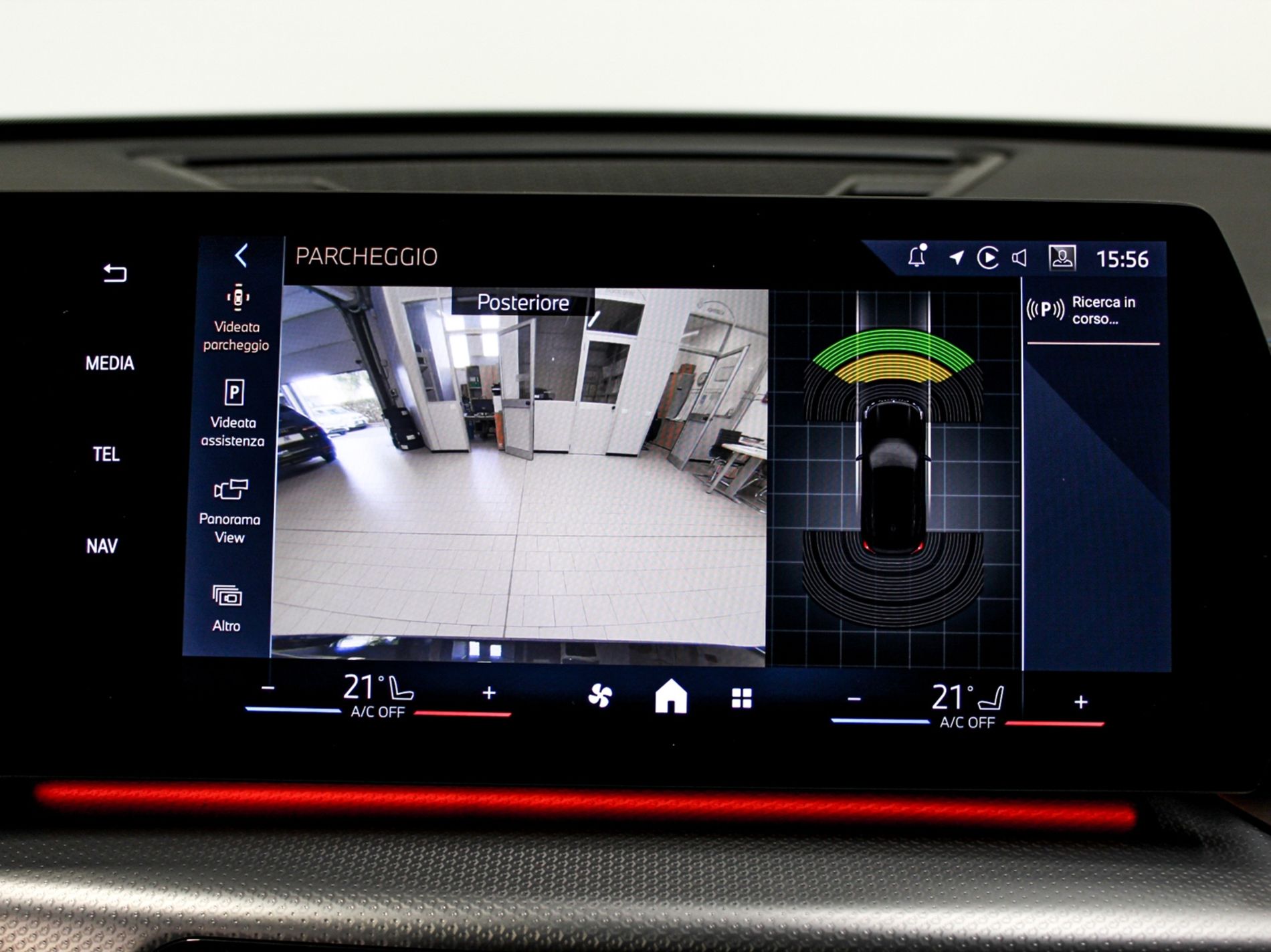 X1 sDrive18i M Sport - GANCIO TRAINO - Autoviemme