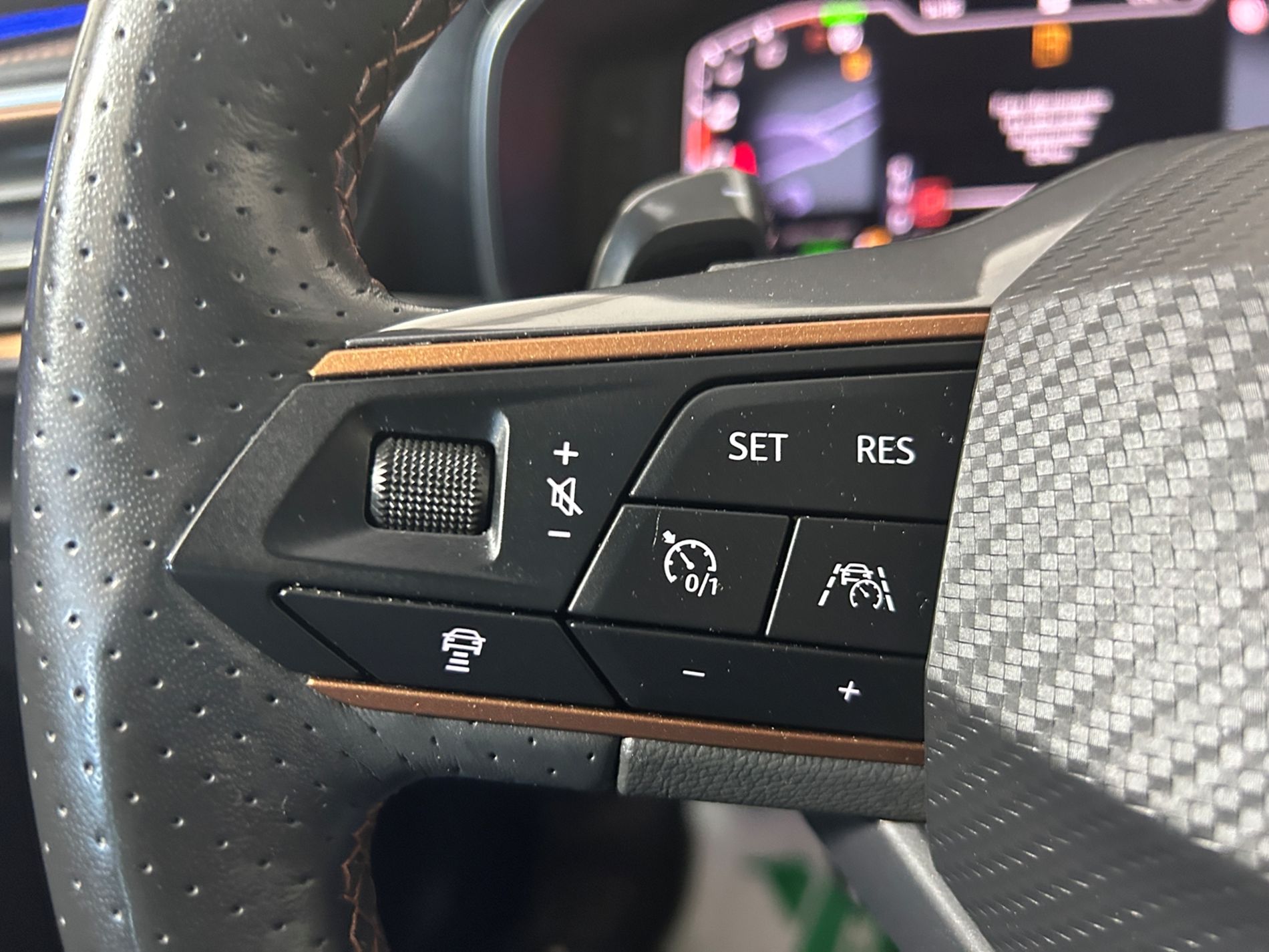 Cupra Formentor 1.4 e-hybrid 204 cv dsg sedili elettrici - Autoviemme