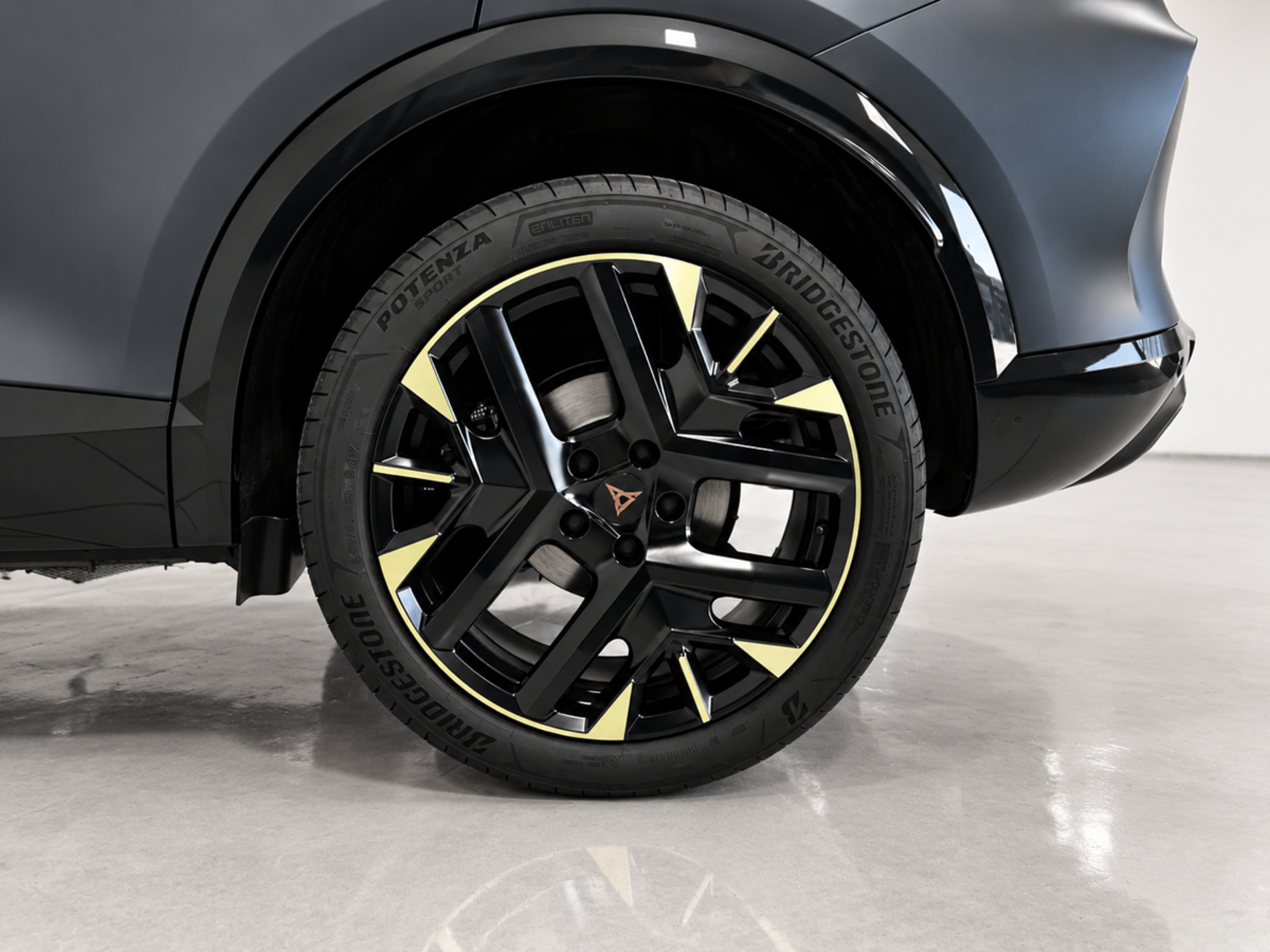 Cupra Formentor Tribe Edition 1.5 hybrid 150 cv dsg - Autoviemme
