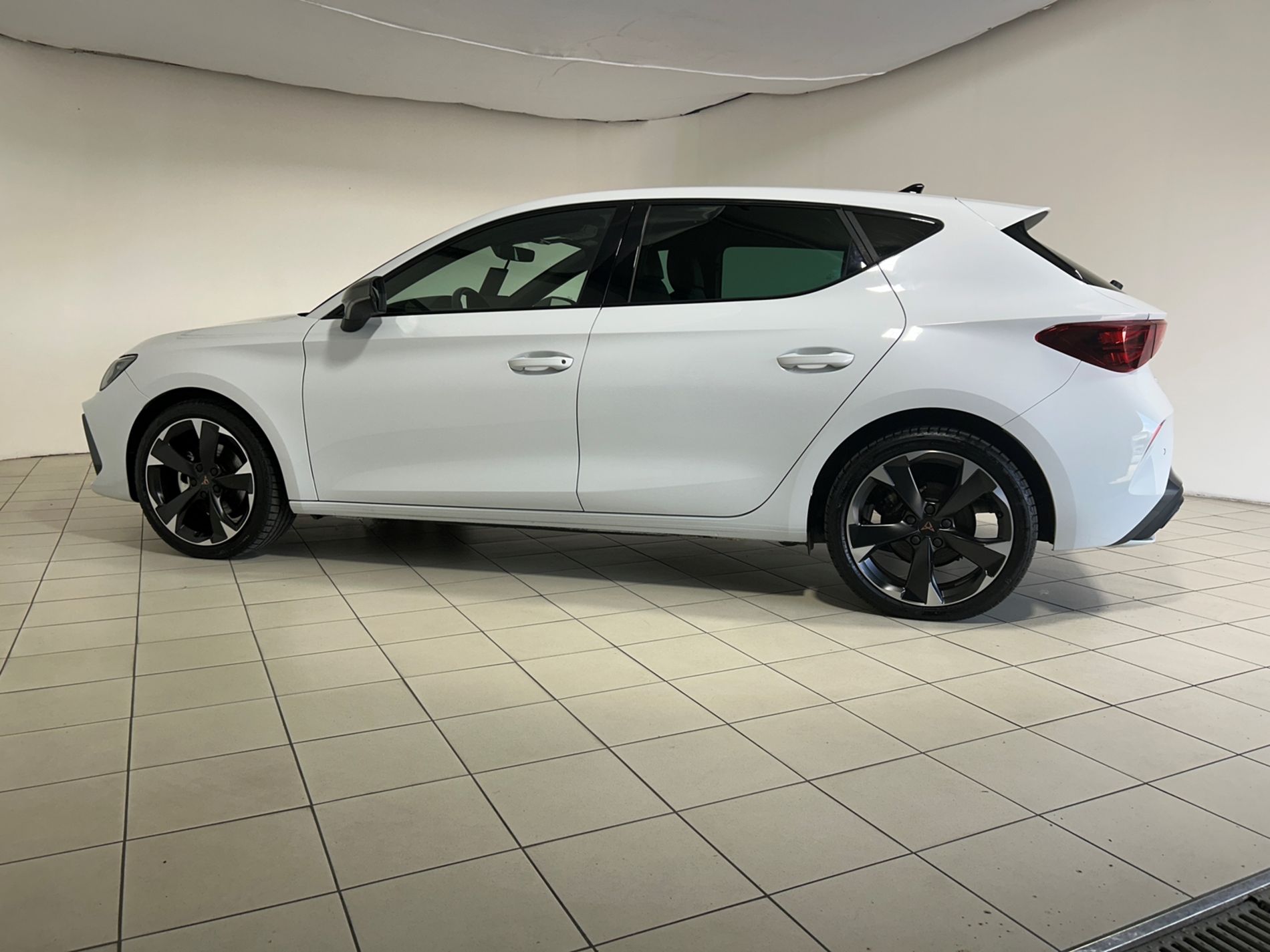 Cupra Leon 1.5 hybrid 150 cv dsg - Autoviemme