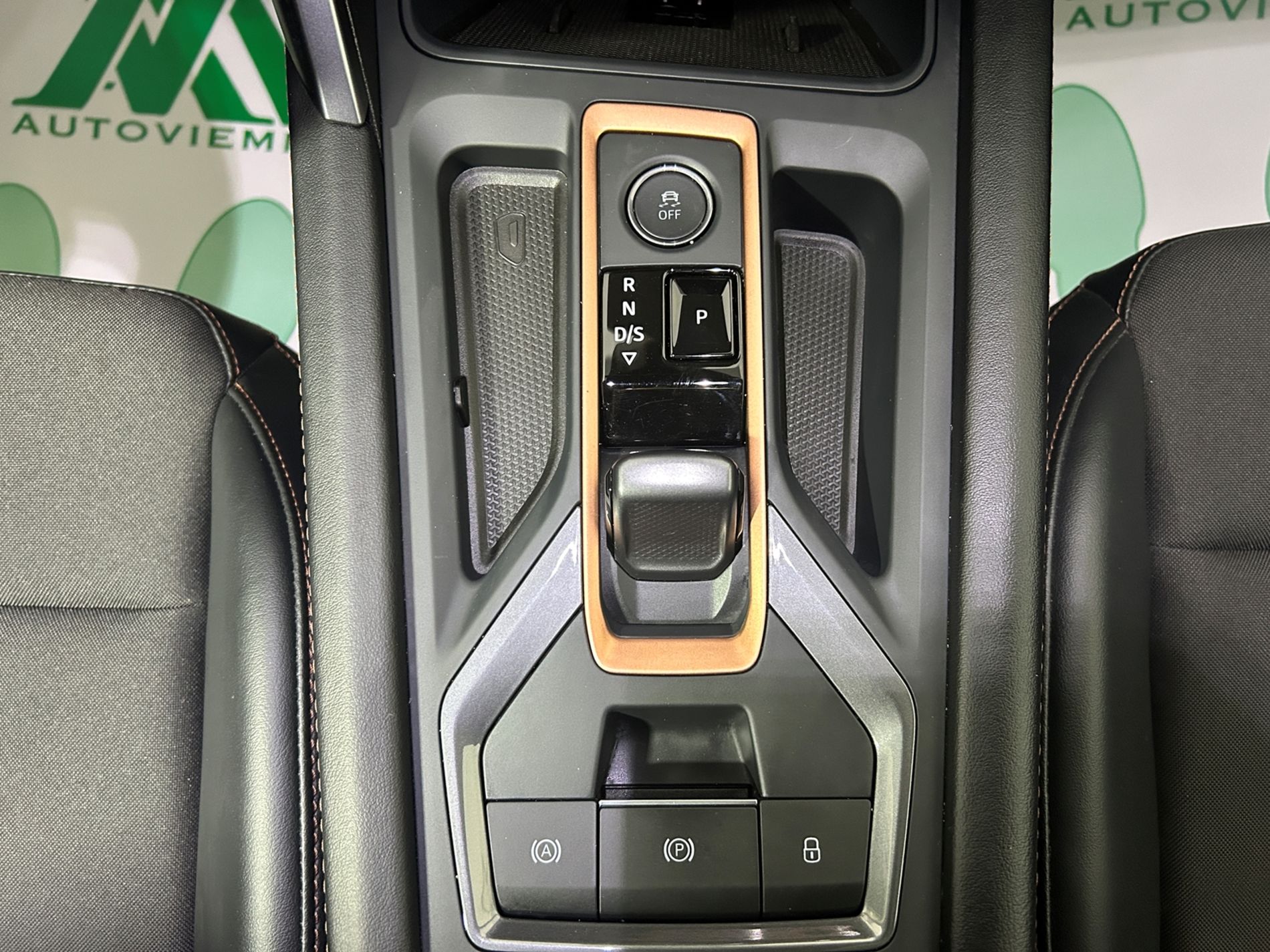 Cupra Leon 1.5 hybrid 150 cv dsg - Autoviemme
