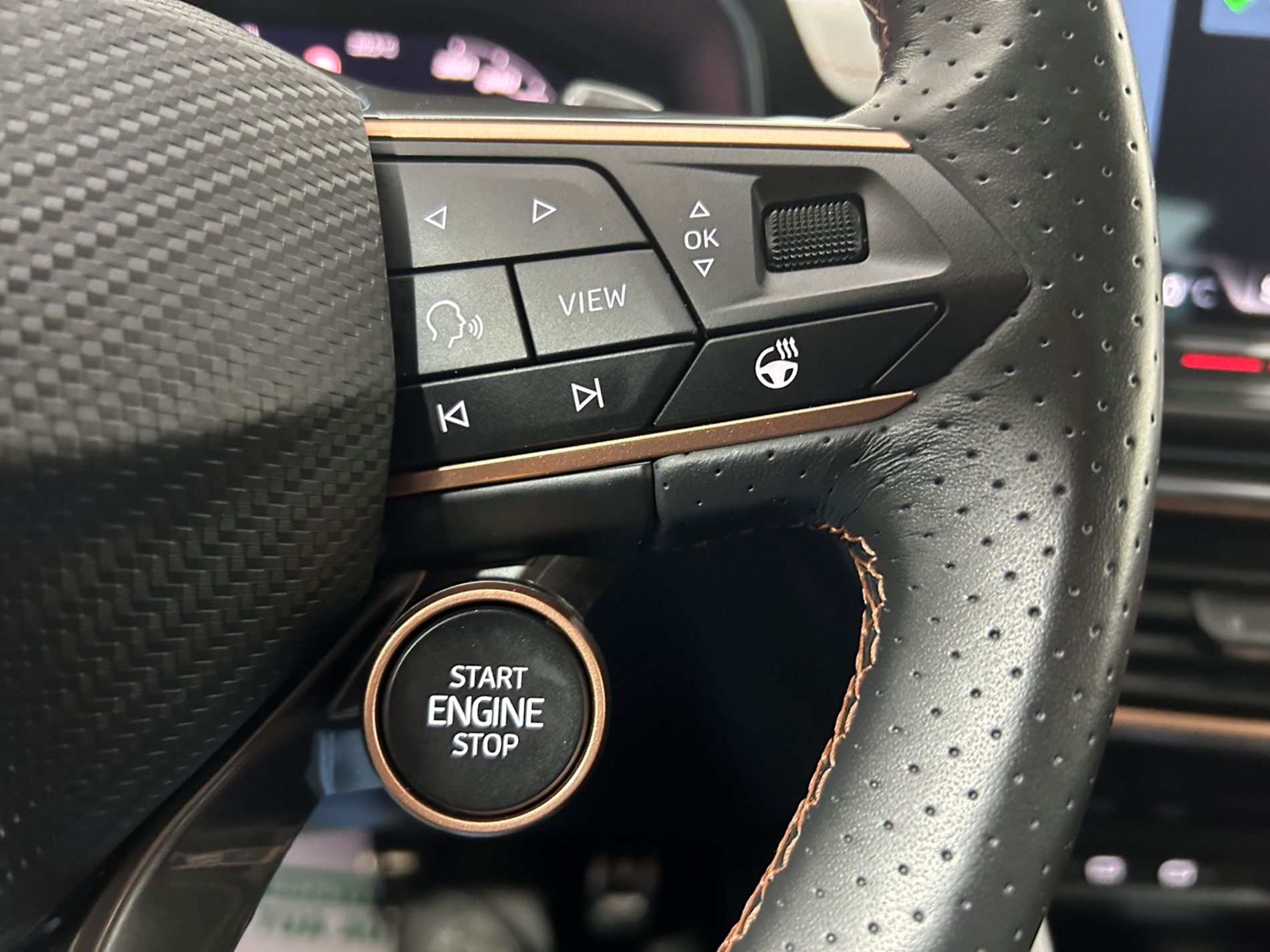 Cupra Leon 1.5 hybrid 150 cv dsg - Autoviemme