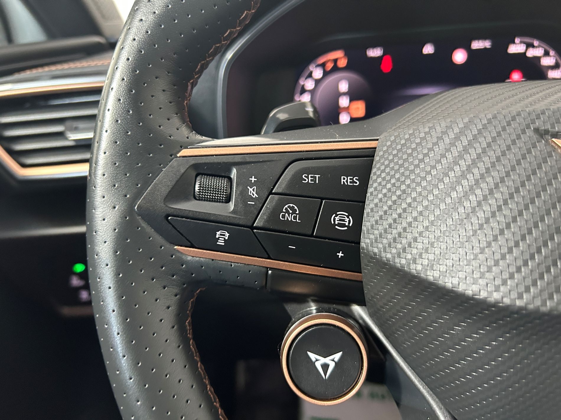 Cupra Leon 1.5 hybrid 150 cv dsg - Autoviemme