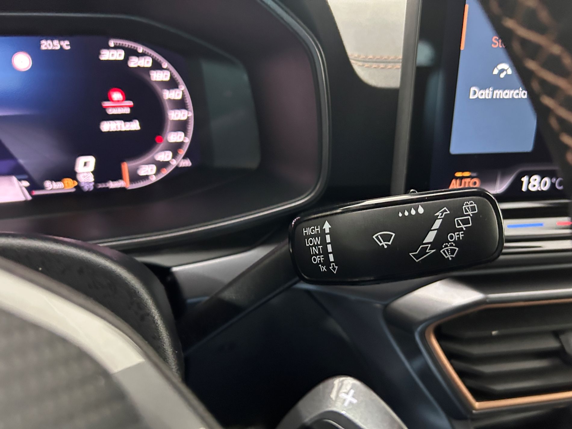 Cupra Leon 1.5 hybrid 150 cv dsg - Autoviemme