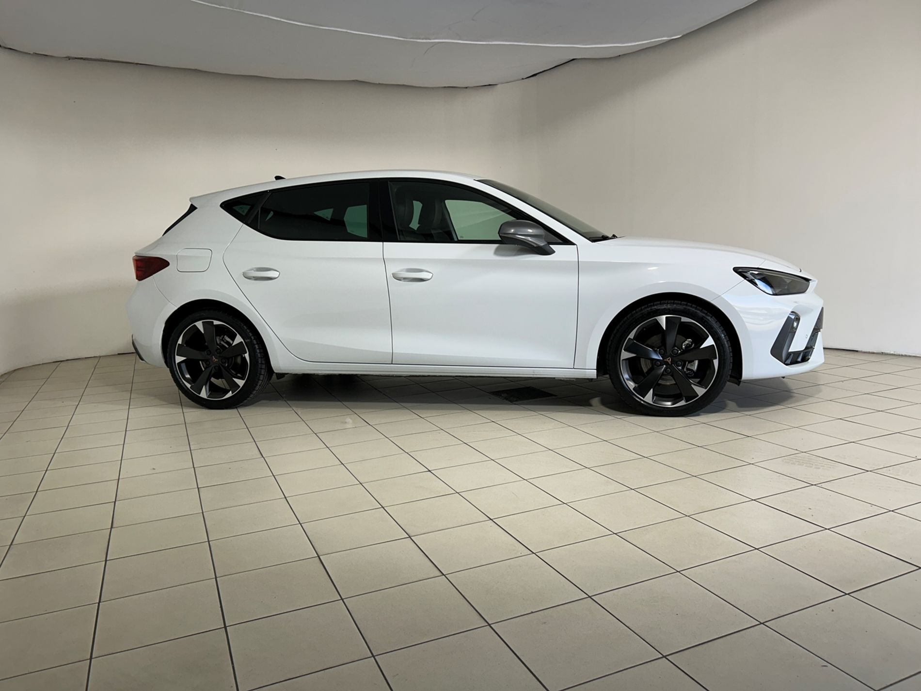 Cupra Leon 1.5 hybrid 150 cv dsg - Autoviemme
