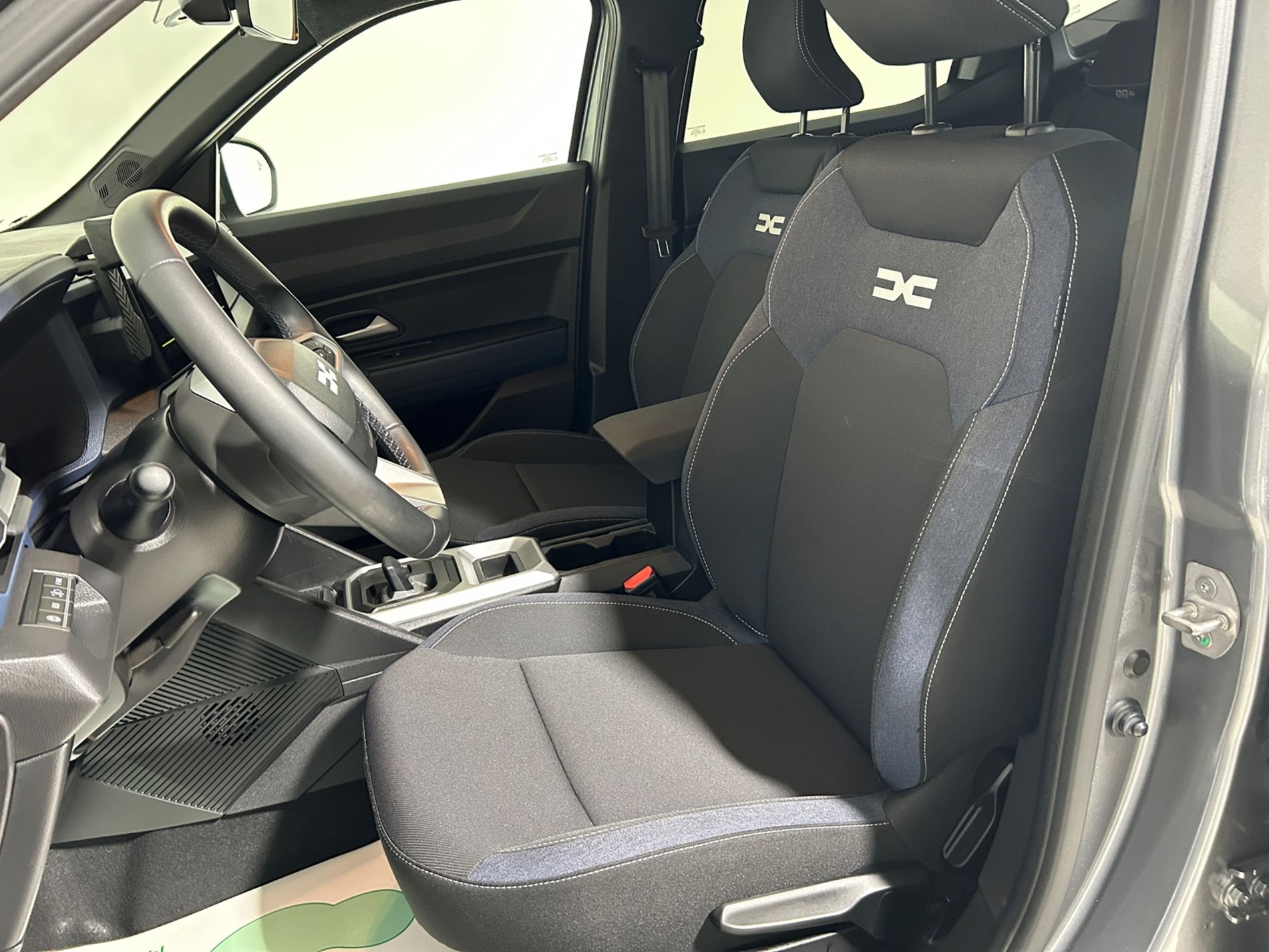 Dacia Duster 1.6 hybrid Journey 140 cv - Autoviemme