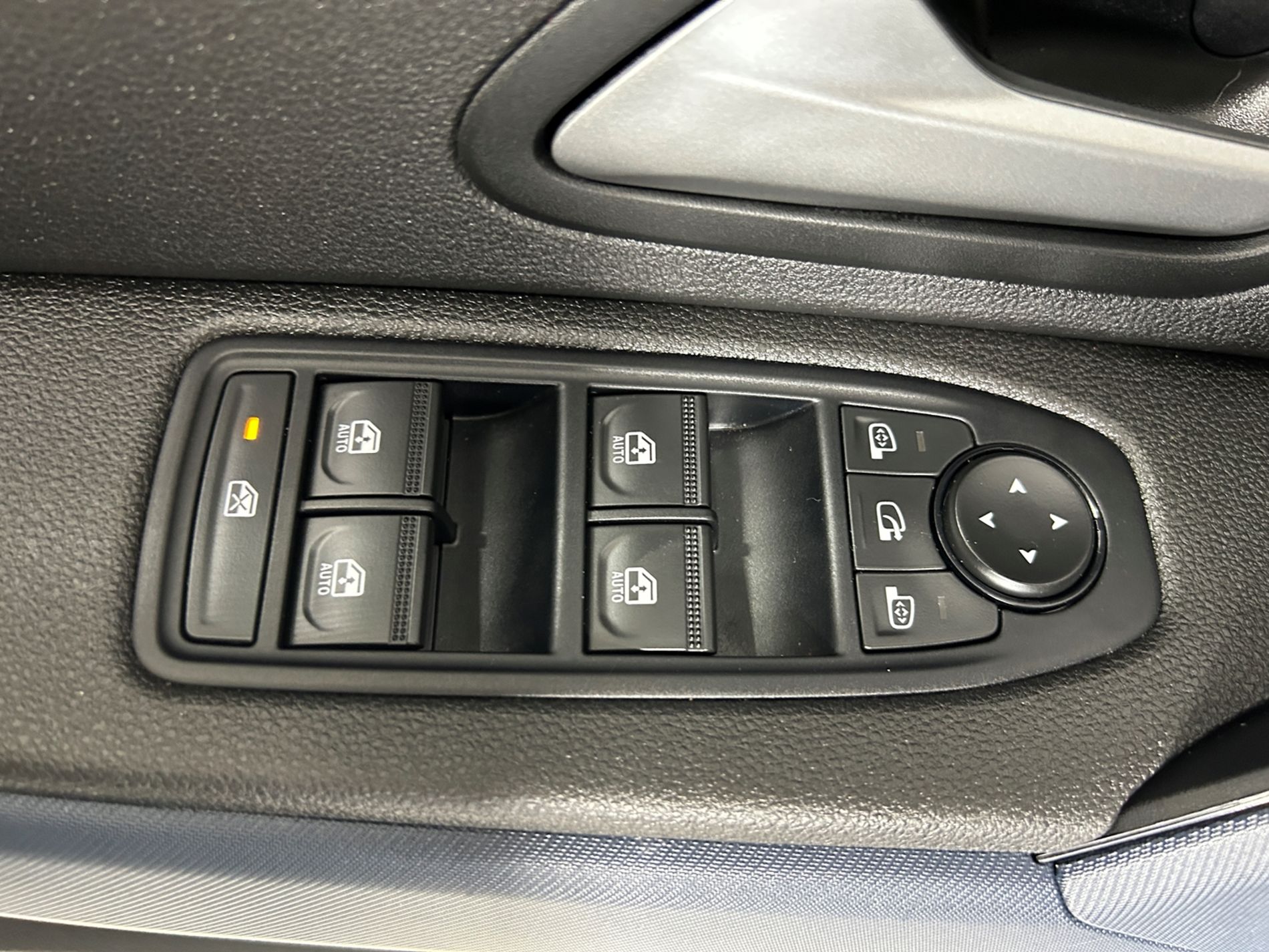 Dacia Duster 1.6 hybrid Journey 140 cv - Autoviemme