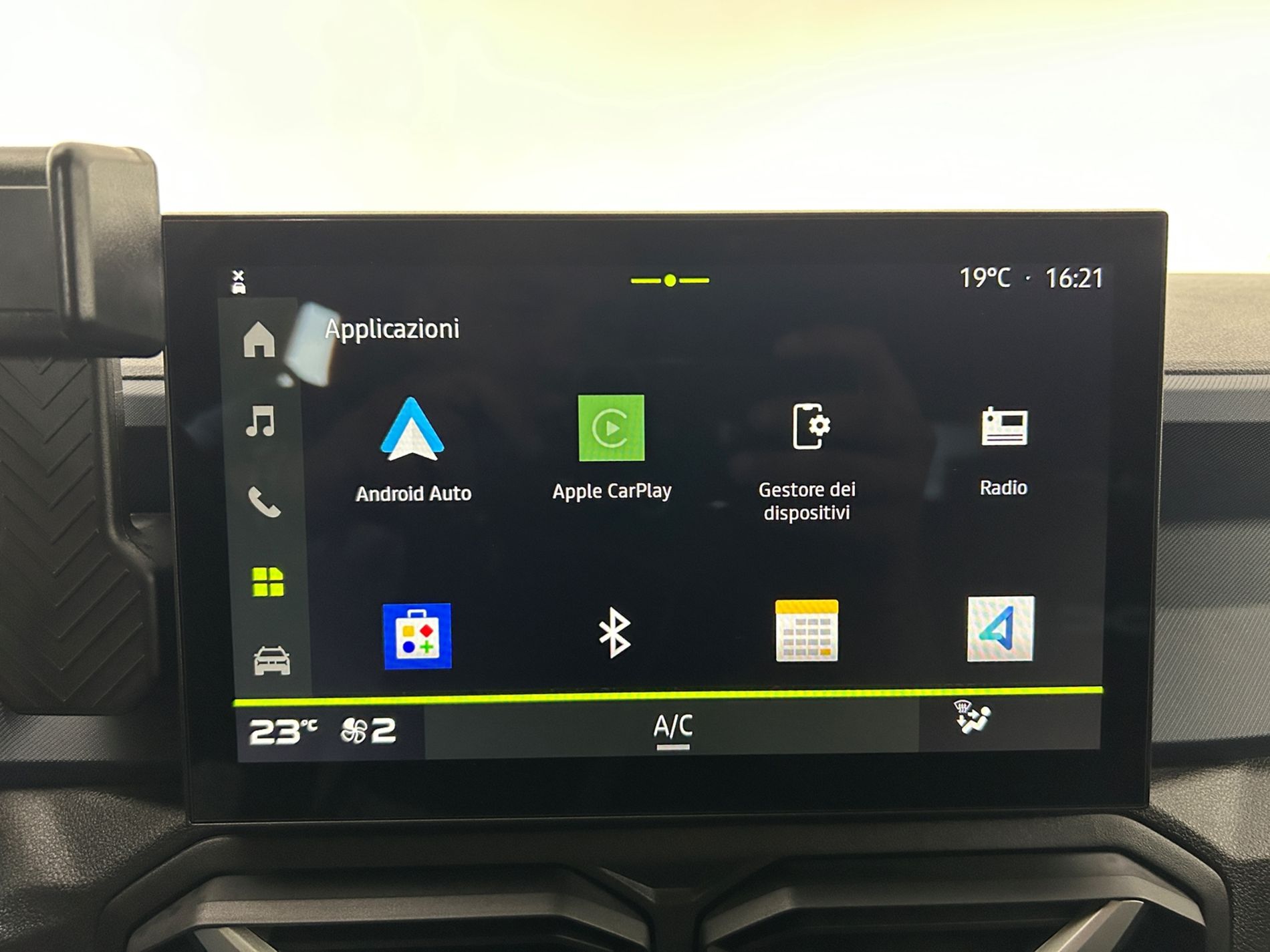 Dacia Duster 1.6 hybrid Journey 140 cv - Autoviemme