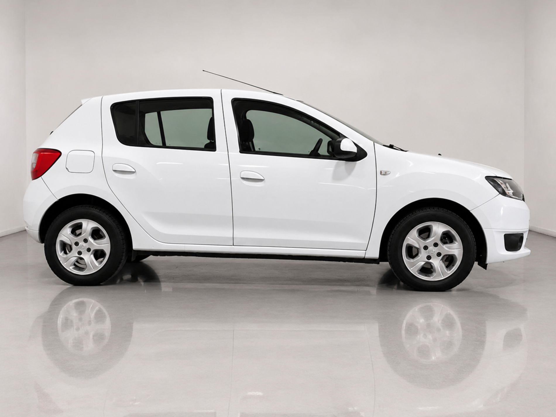 Dacia Sandero 1.5 dci Laureate s&s 75cv E6 - Autoviemme