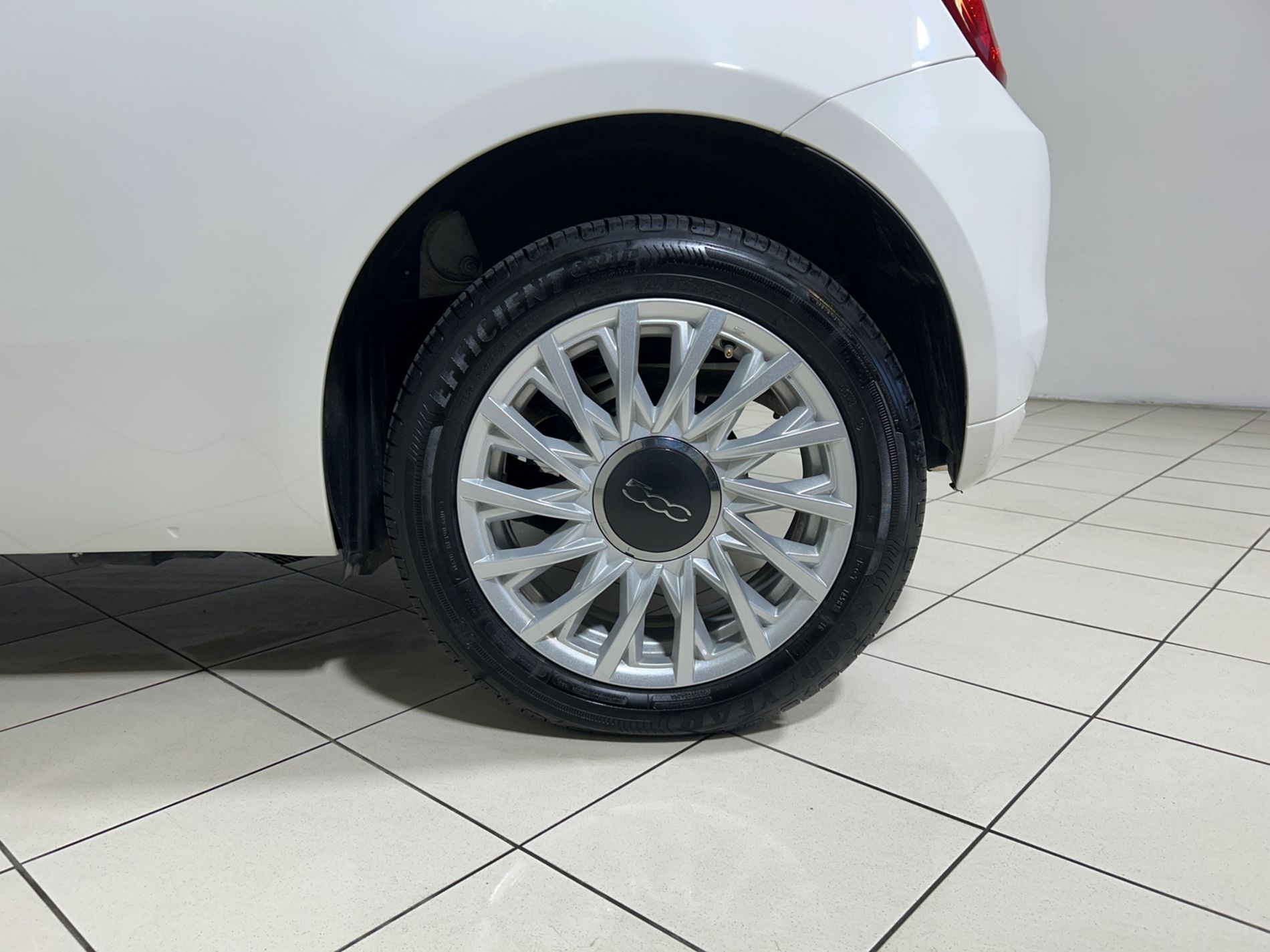 500 1.0 hybrid 70cv Dolcevita - Autoviemme