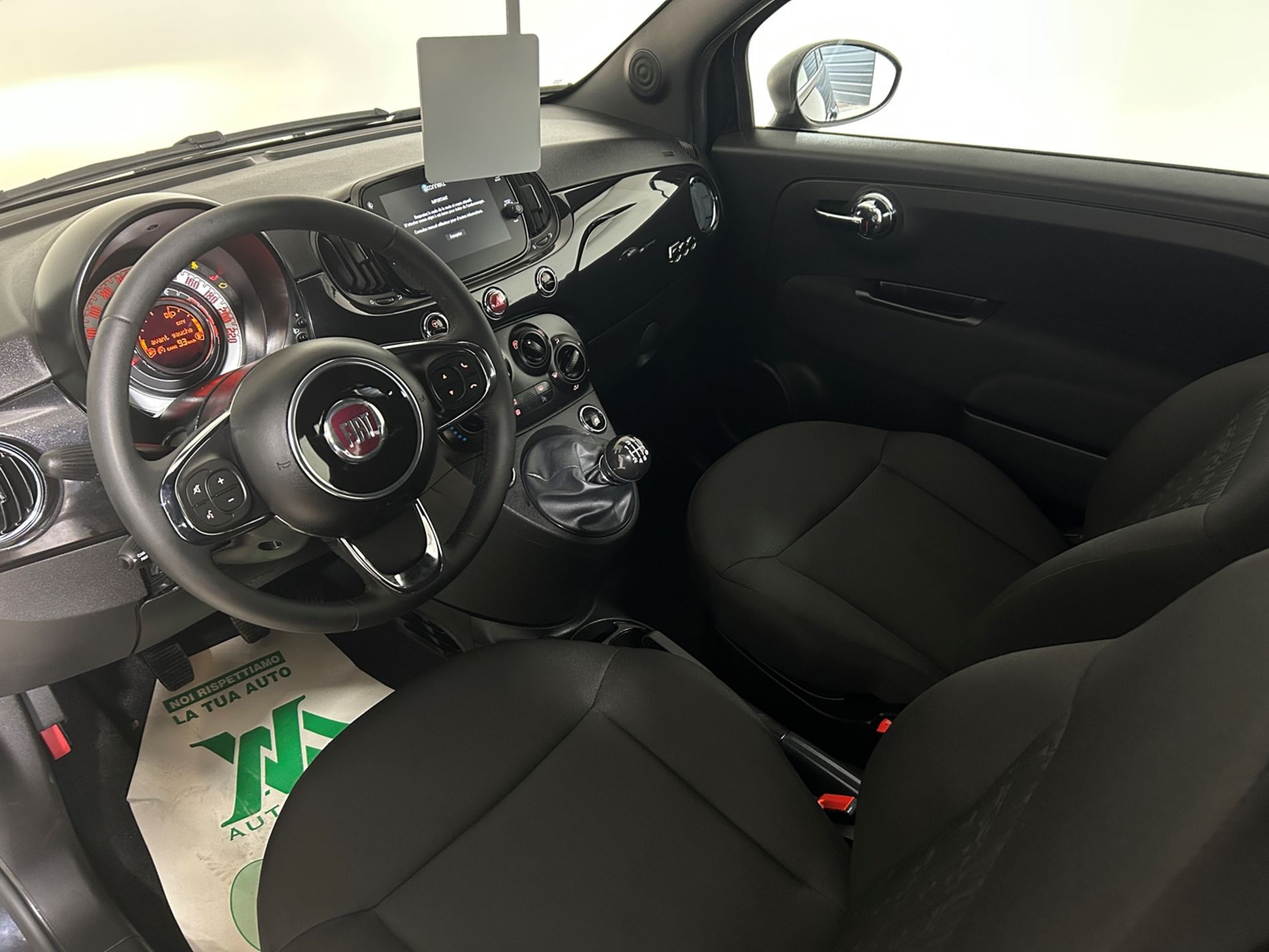 500C 1.0 hybrid 70cv - Autoviemme