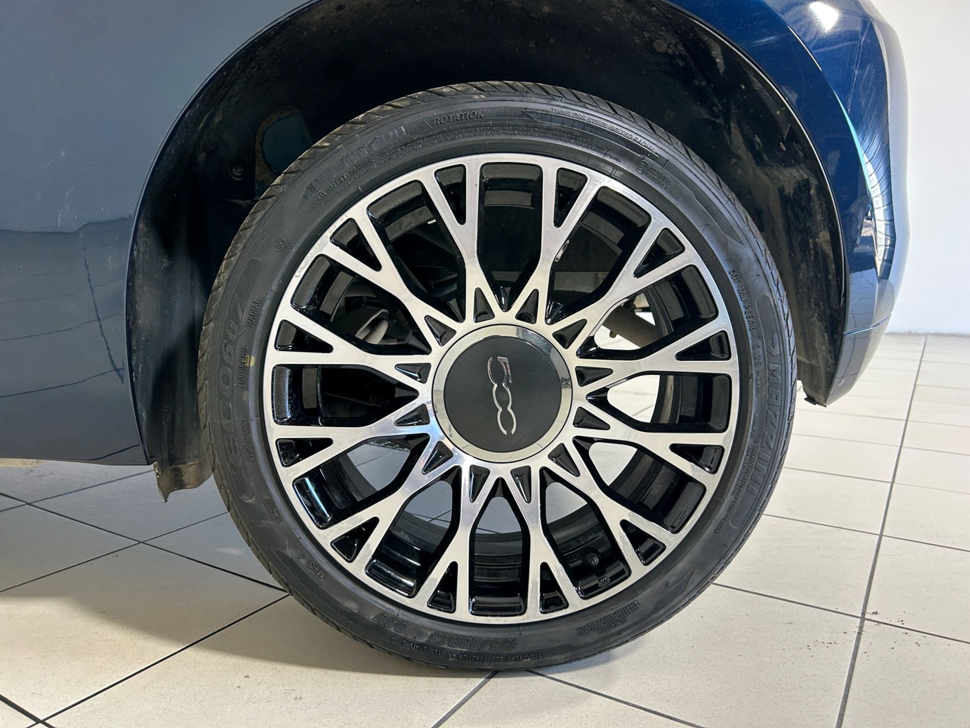 500C 1.0 hybrid 70cv - Autoviemme