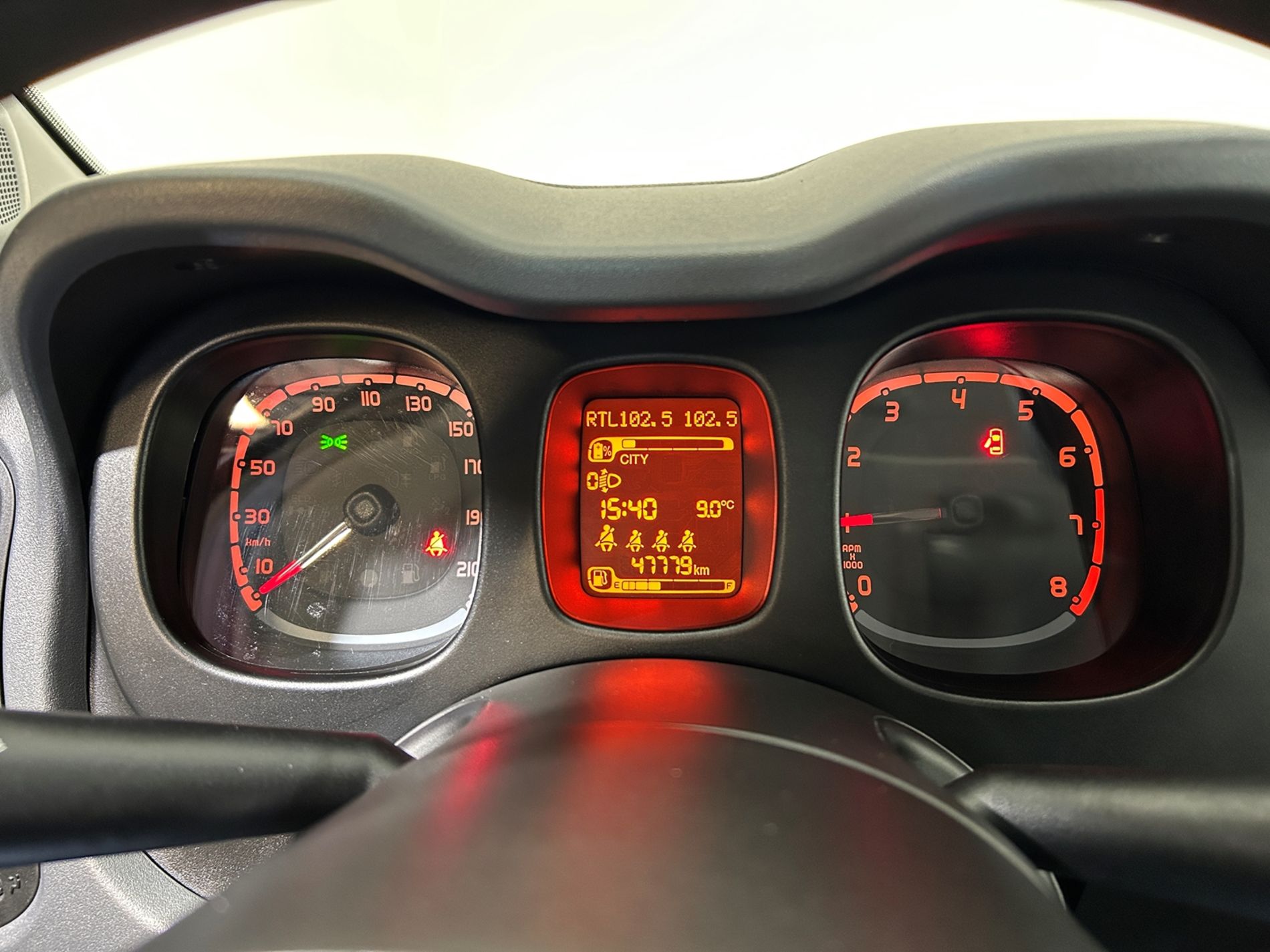 Panda Hybrid City Life s&s 70cv - Autoviemme