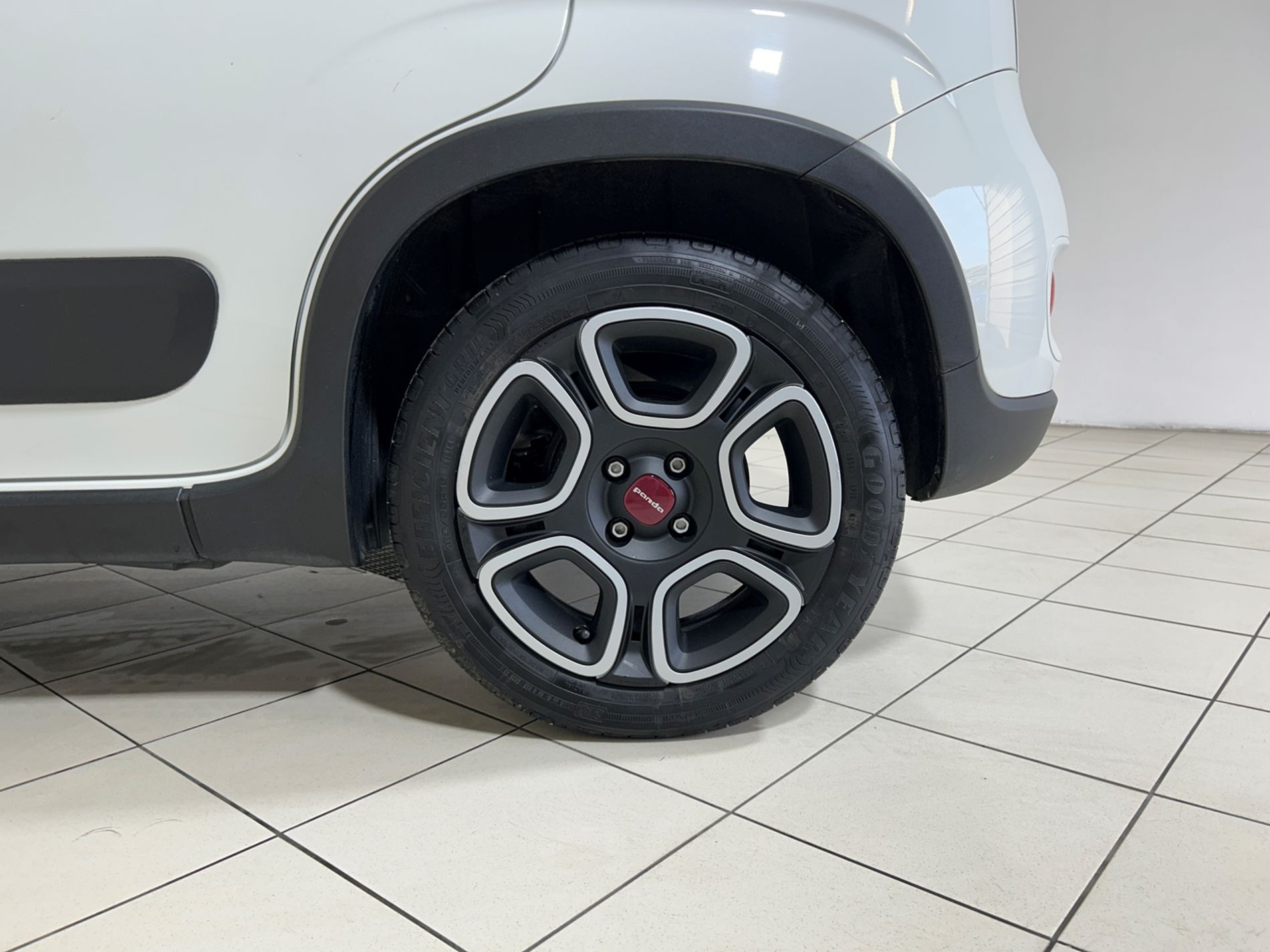 Panda Hybrid City Life s&s 70cv - Autoviemme