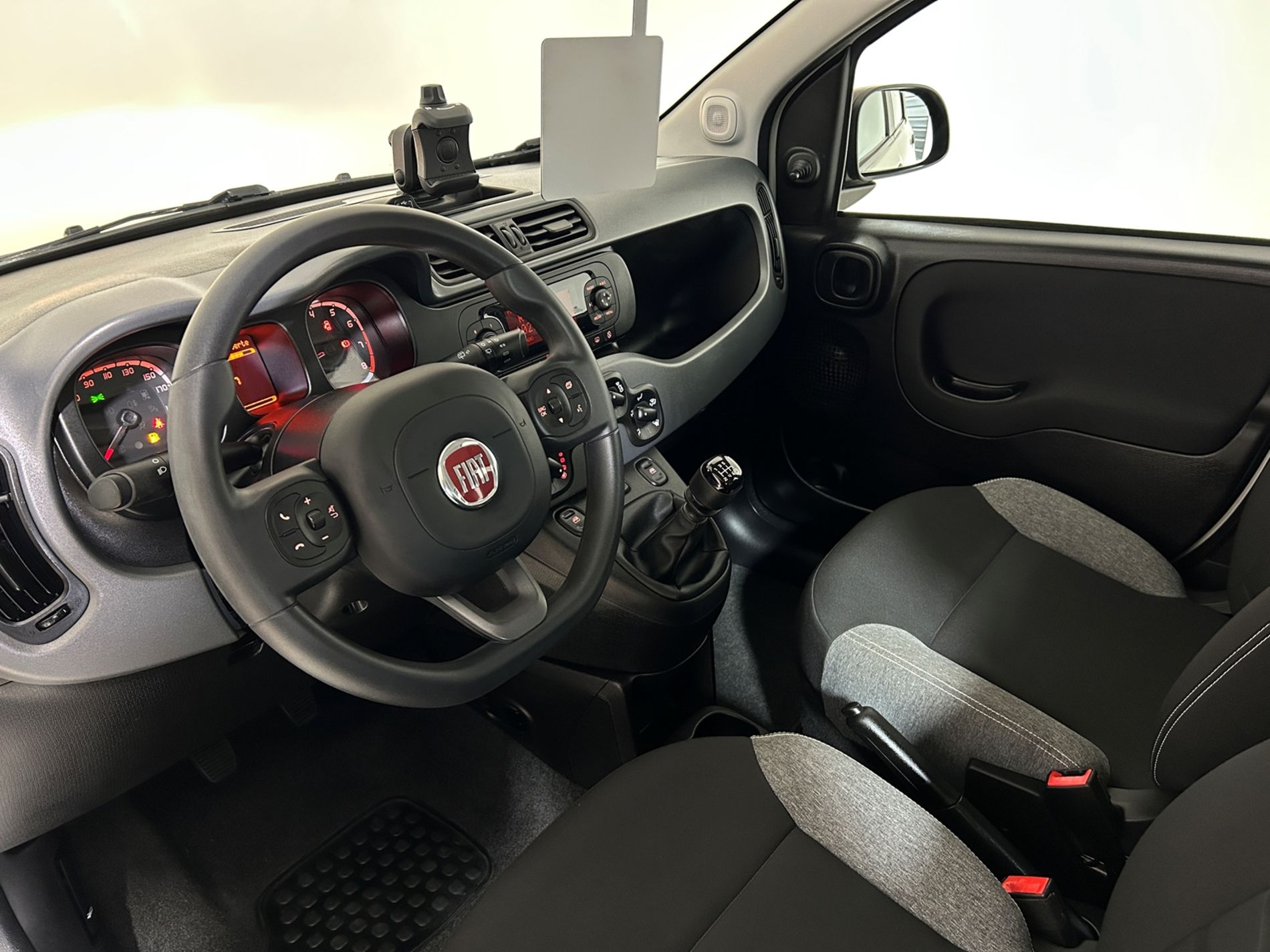 Panda Hybrid City Life s&s 70cv - Autoviemme